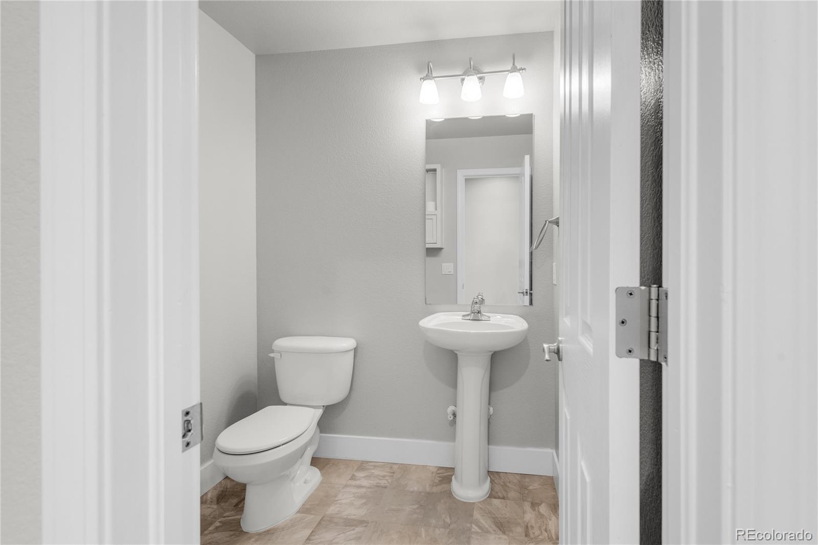 MLS Image #10 for 13900  lake song lane,broomfield, Colorado