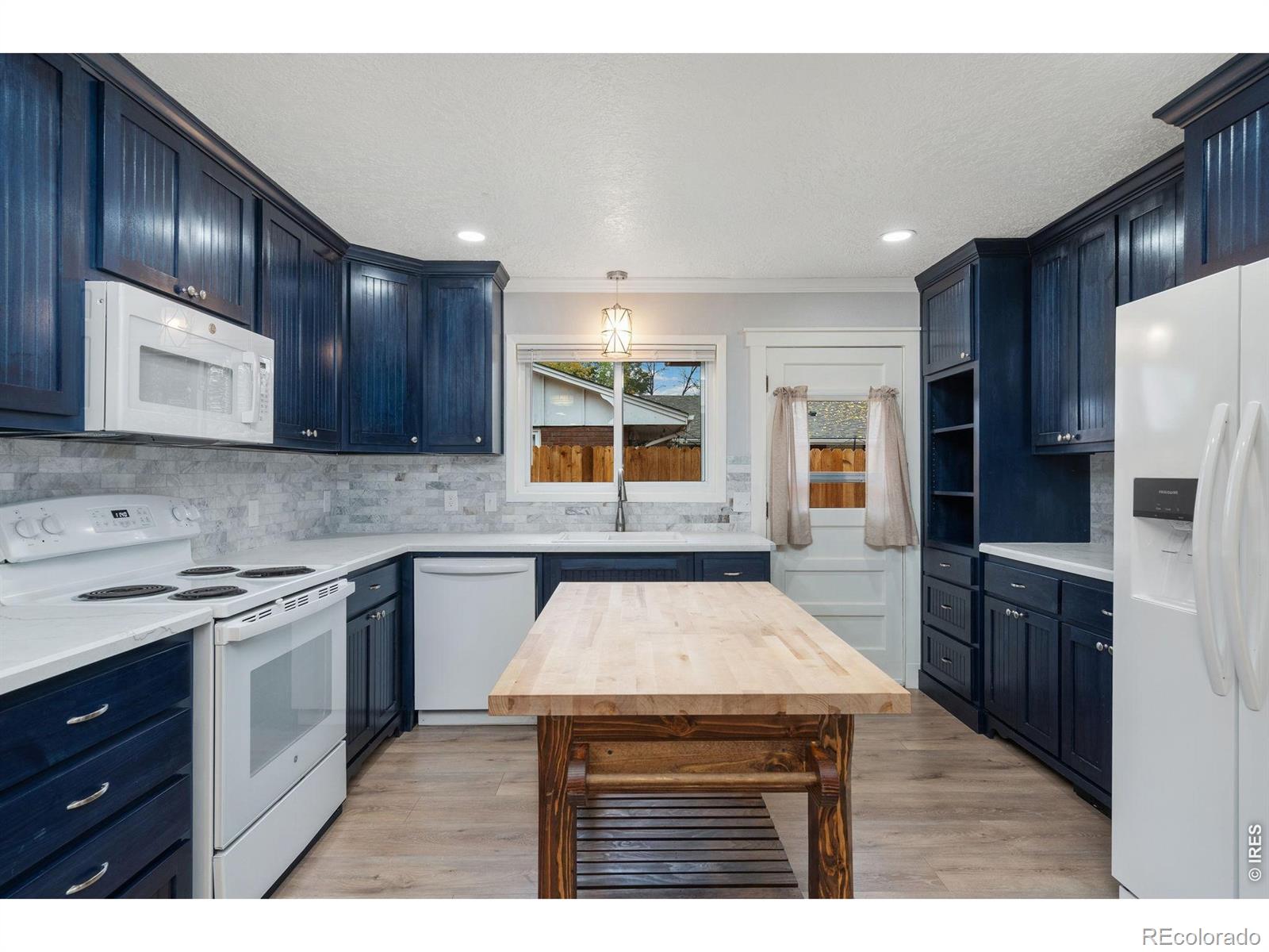 MLS Image #14 for 1204  baker street,fort collins, Colorado