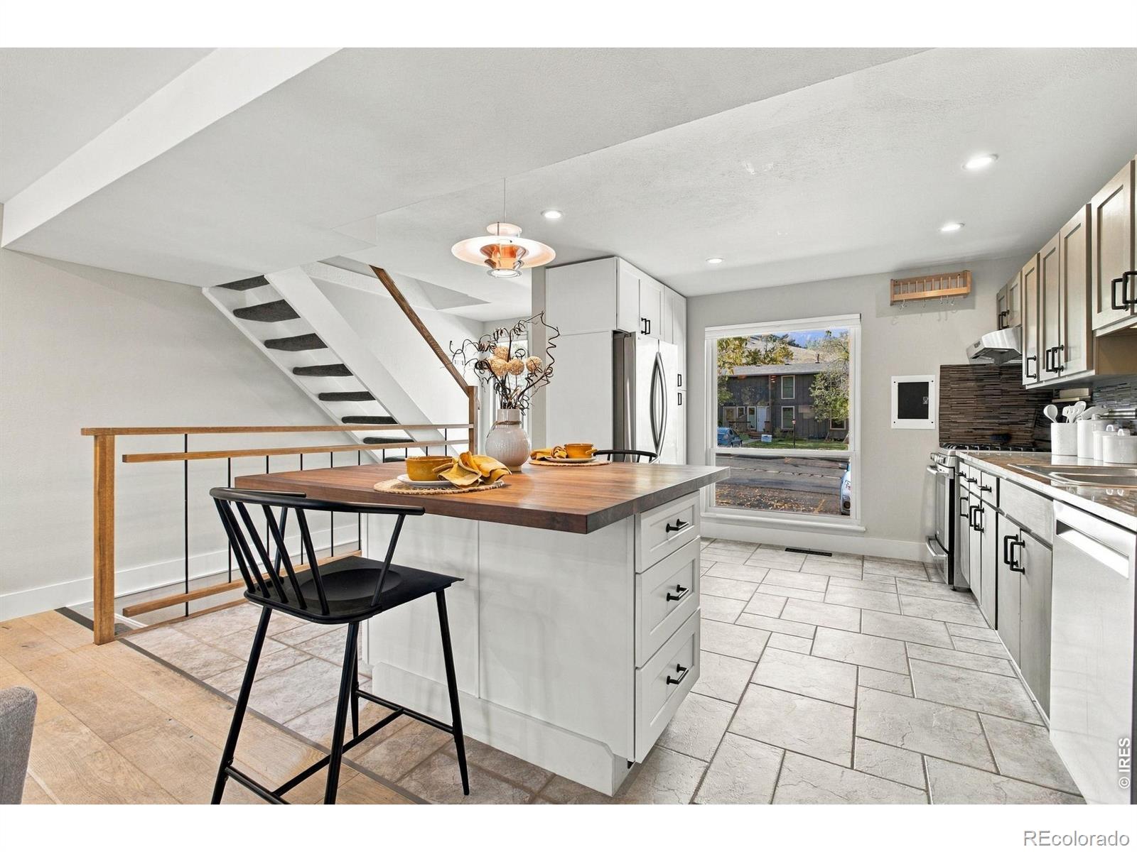 MLS Image #2 for 1195  bear mountain drive,boulder, Colorado