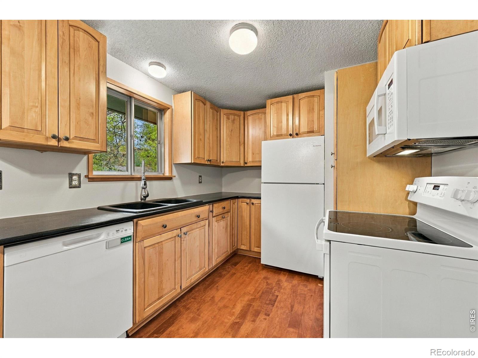 MLS Image #8 for 3590  madison avenue,boulder, Colorado