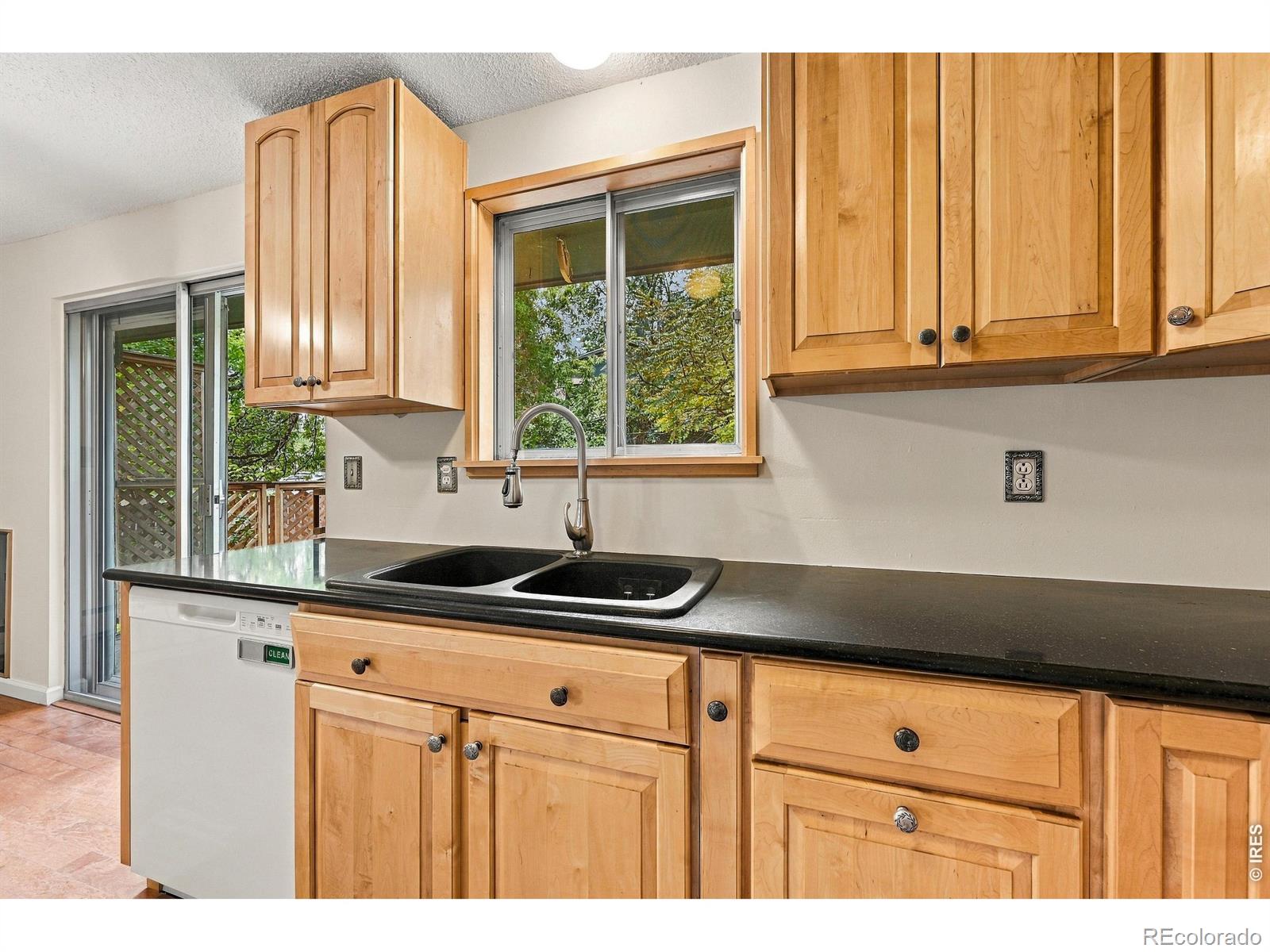 MLS Image #9 for 3590  madison avenue,boulder, Colorado