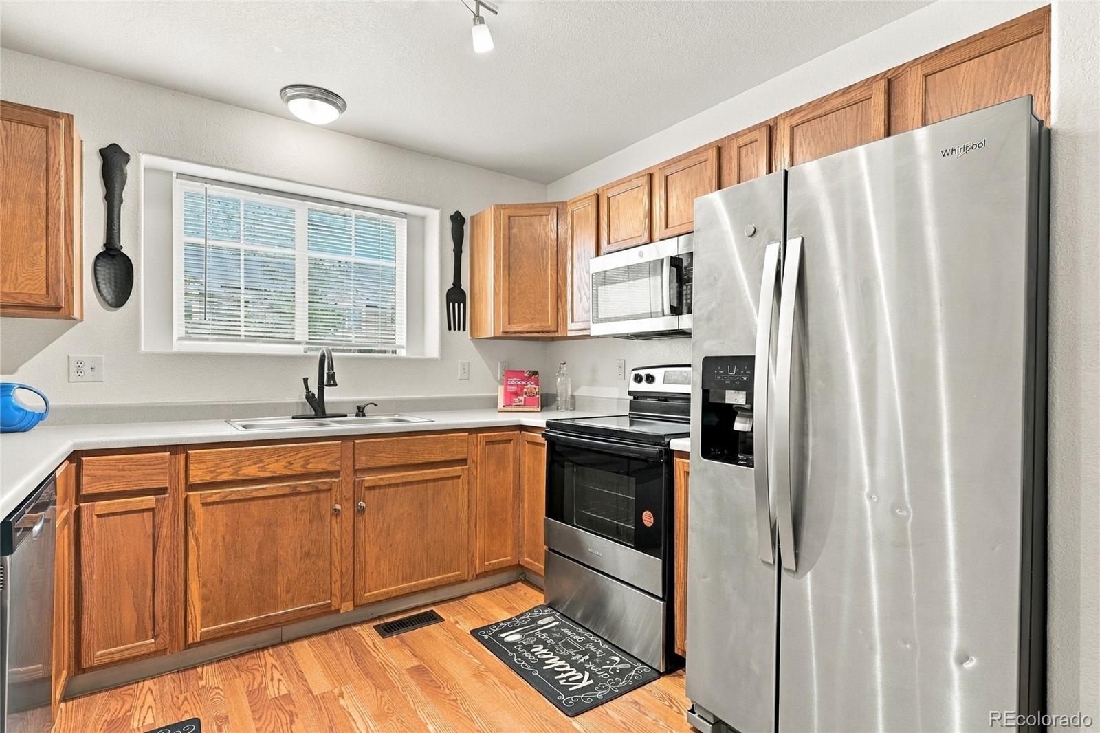 MLS Image #6 for 1255 s zeno circle,aurora, Colorado