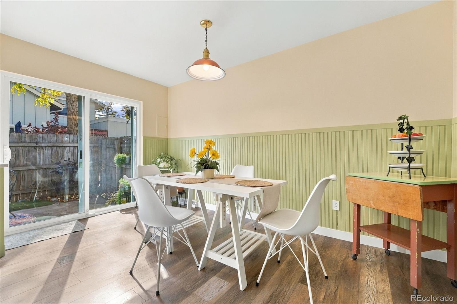 MLS Image #10 for 7010 s knolls way,centennial, Colorado