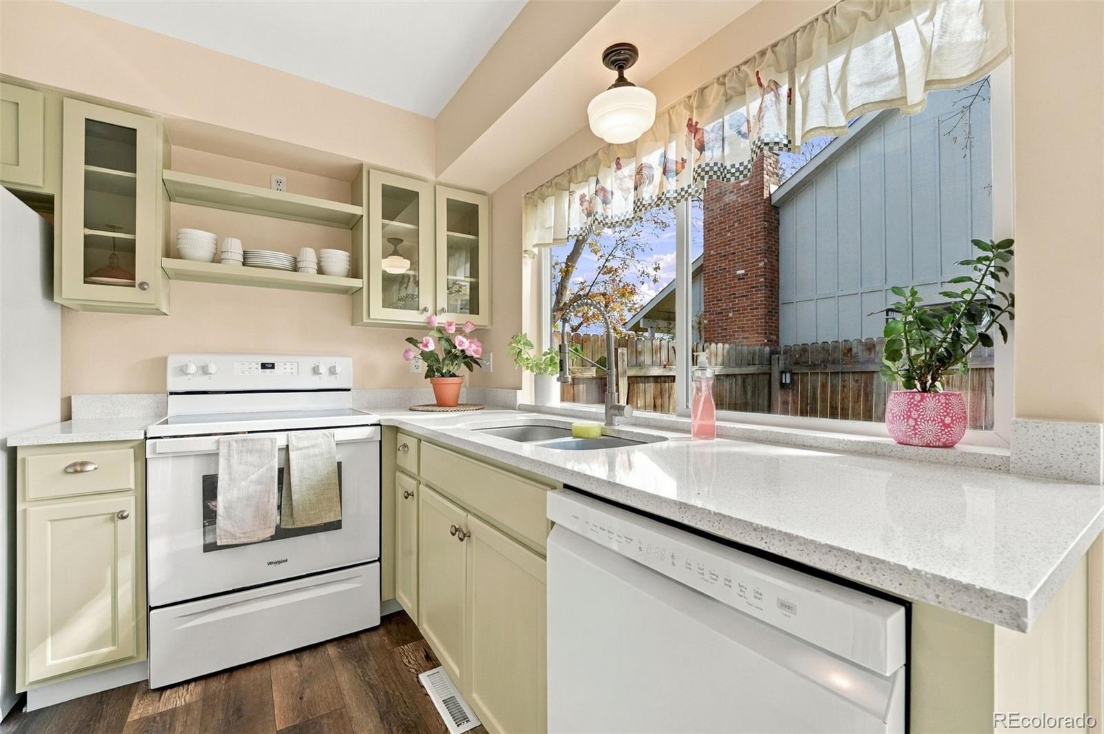 MLS Image #9 for 7010 s knolls way,centennial, Colorado