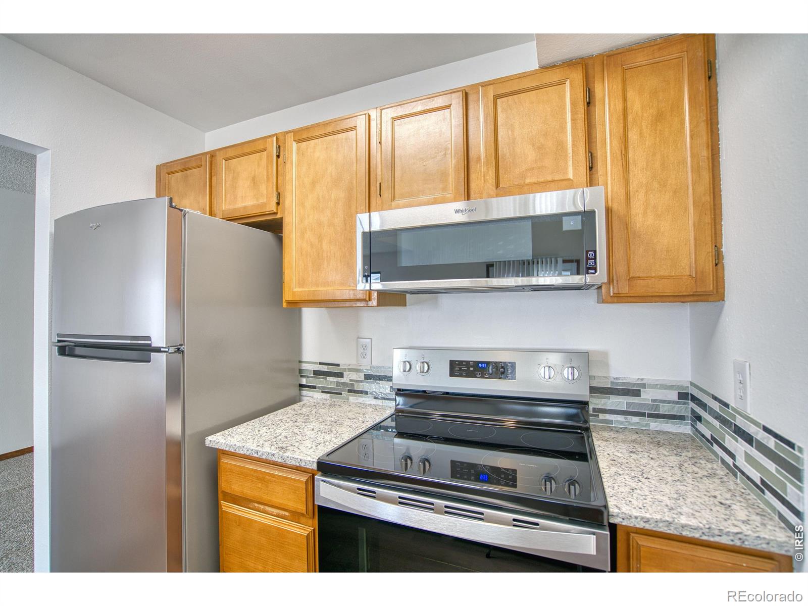 MLS Image #6 for 819  gabriel court,dacono, Colorado
