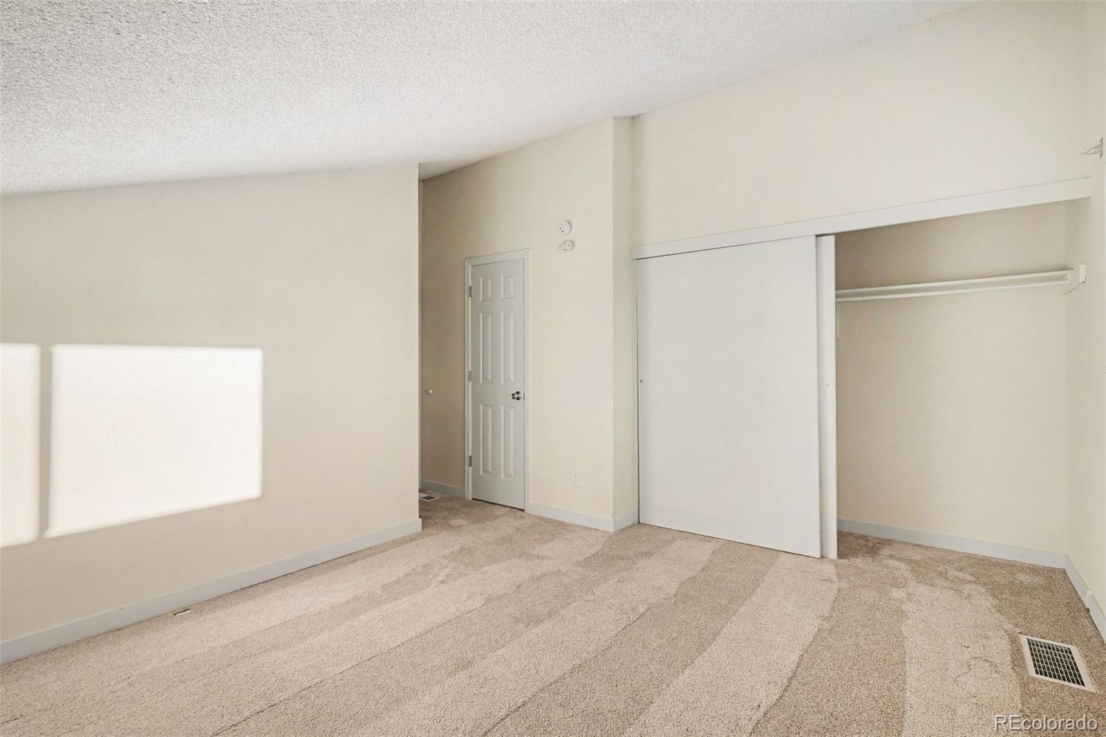 MLS Image #14 for 6545 e arizona avenue,denver, Colorado