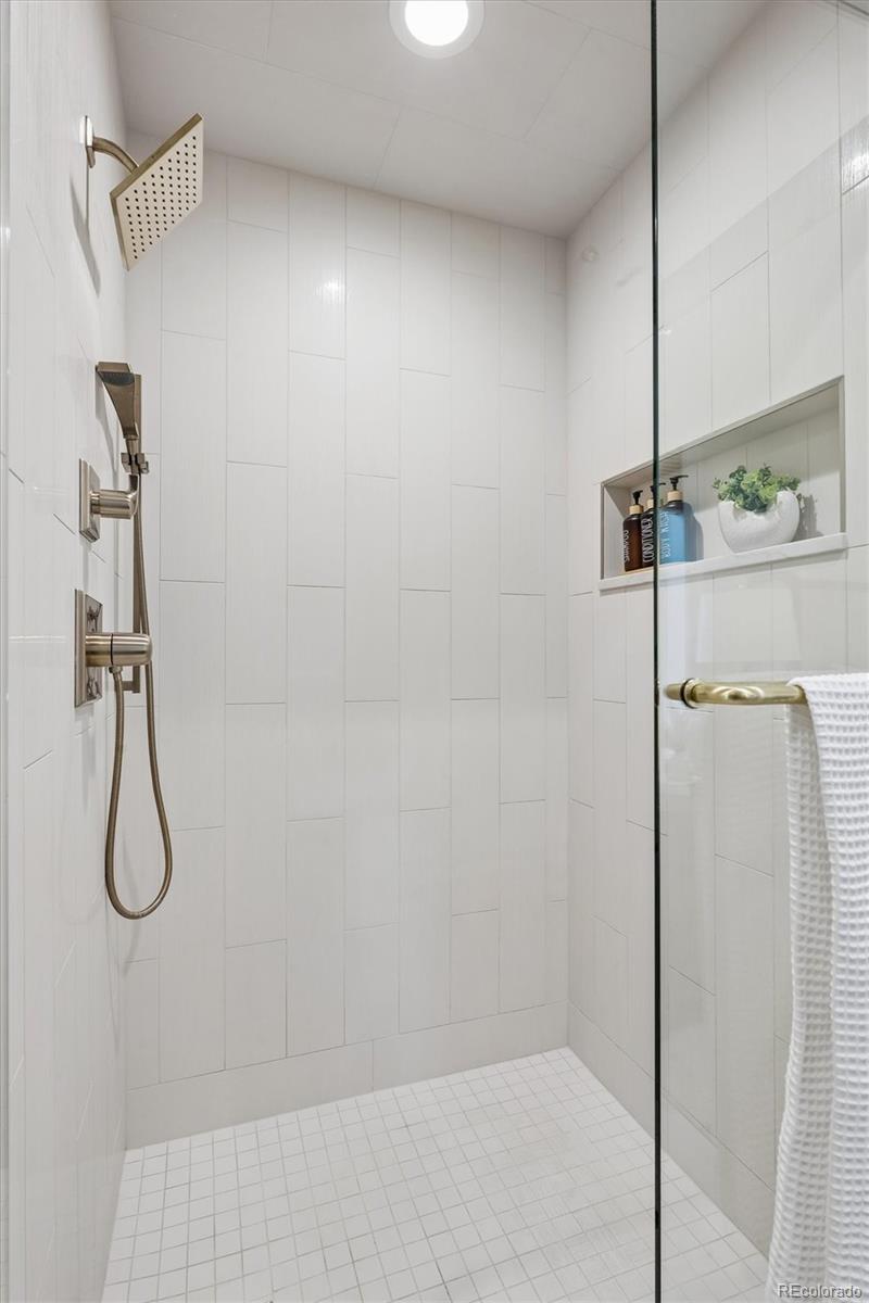 MLS Image #27 for 1170 s glencoe street,glendale, Colorado