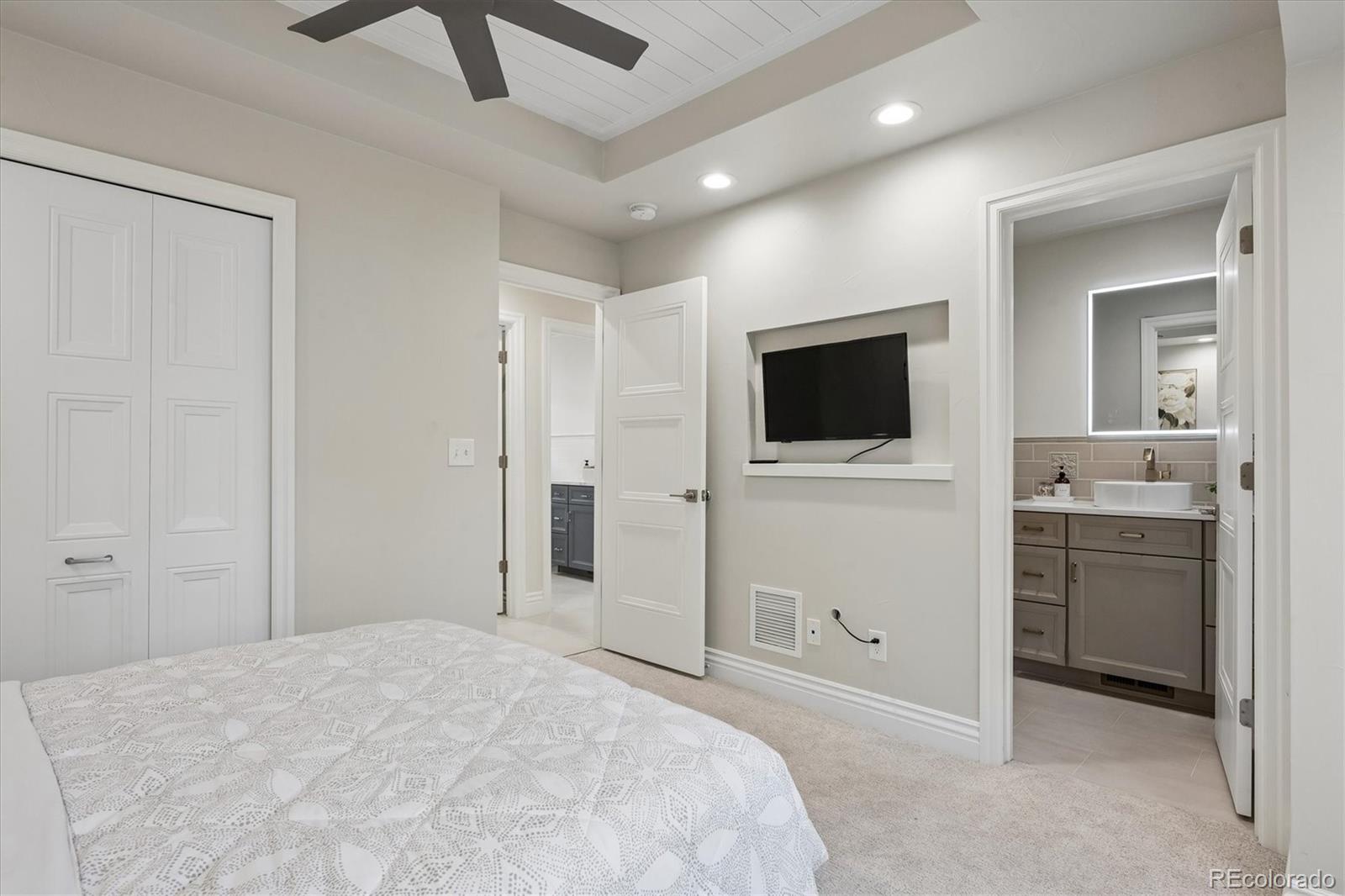 MLS Image #30 for 1170 s glencoe street,glendale, Colorado