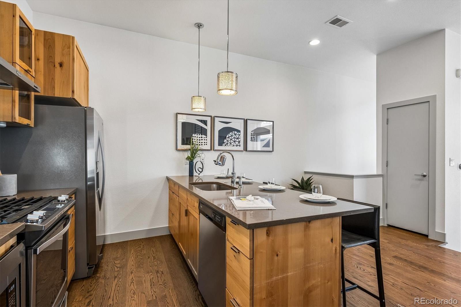 MLS Image #10 for 2806 w 25th avenue,denver, Colorado
