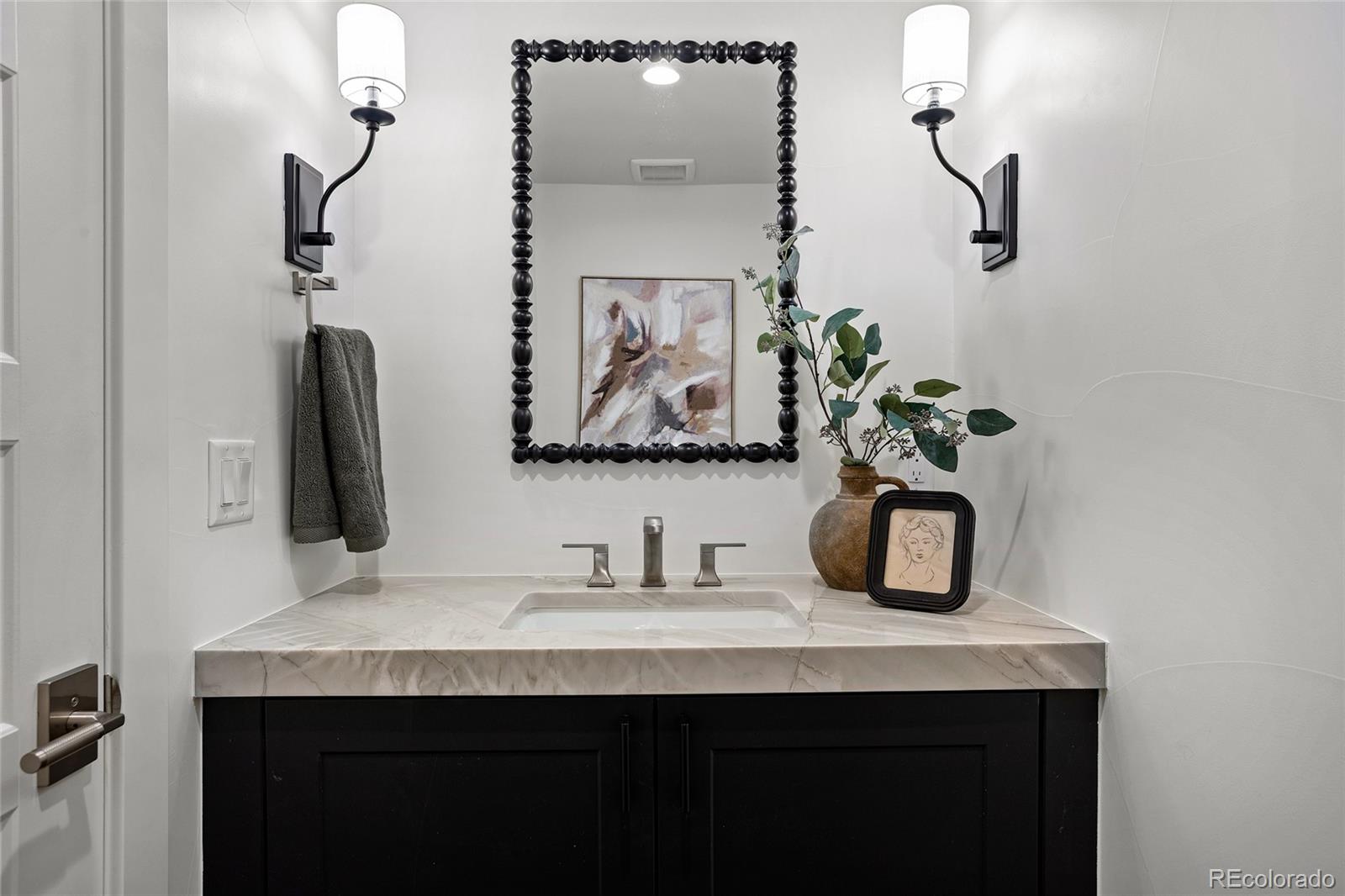 MLS Image #13 for 2160 s grant street,denver, Colorado