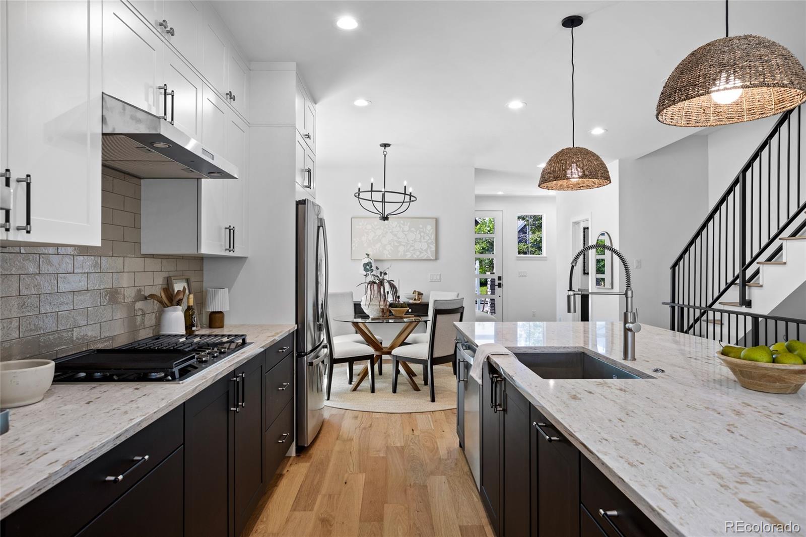MLS Image #7 for 2160 s grant street,denver, Colorado