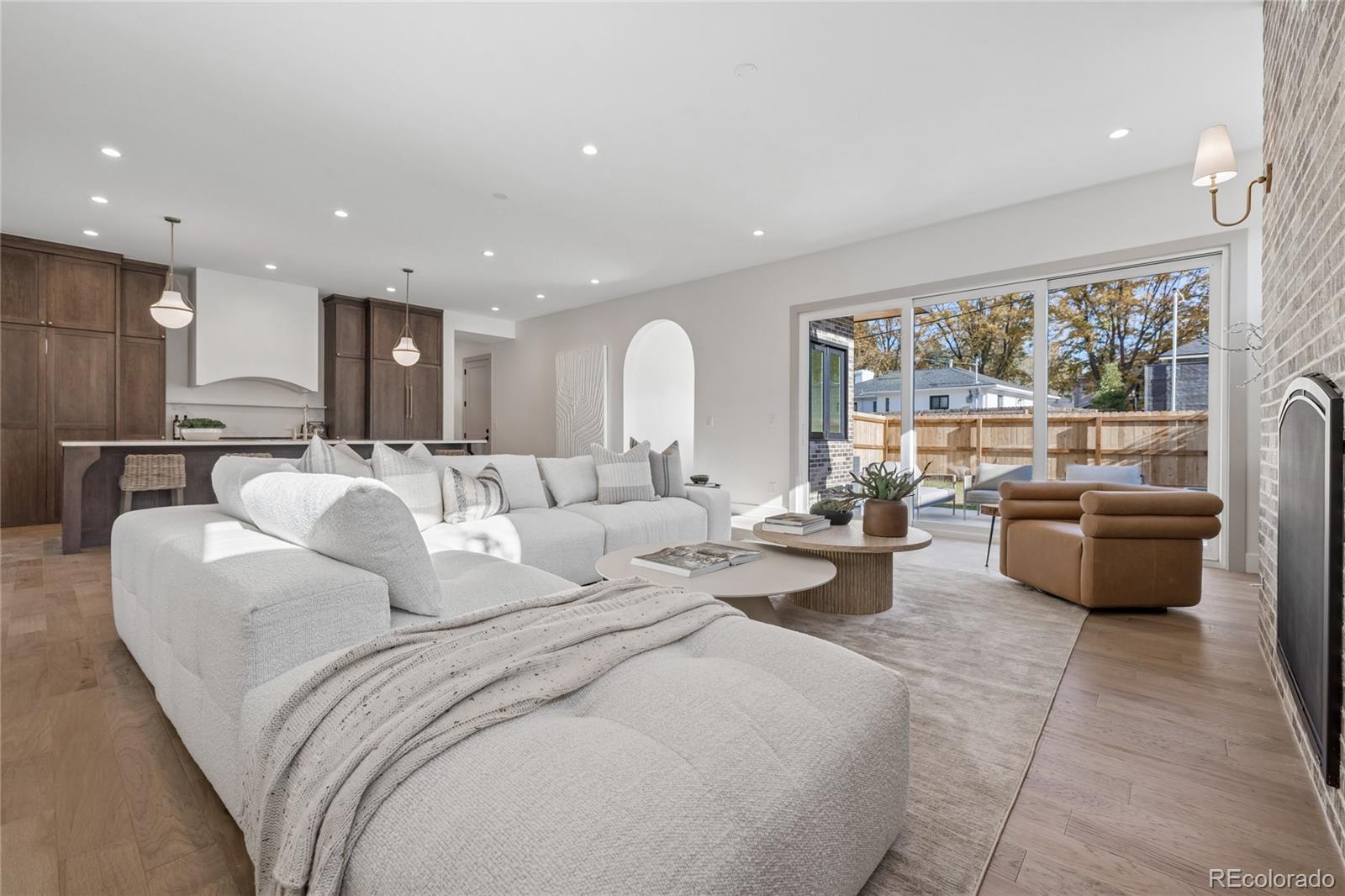 MLS Image #8 for 970 s clayton way,denver, Colorado