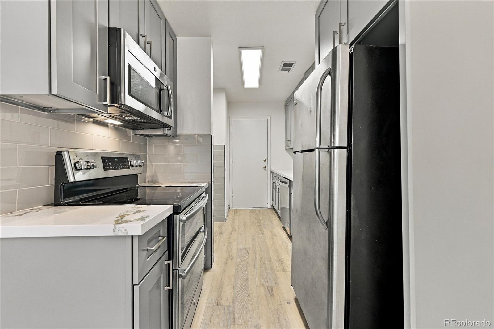 MLS Image #16 for 4545 s hannibal street,aurora, Colorado