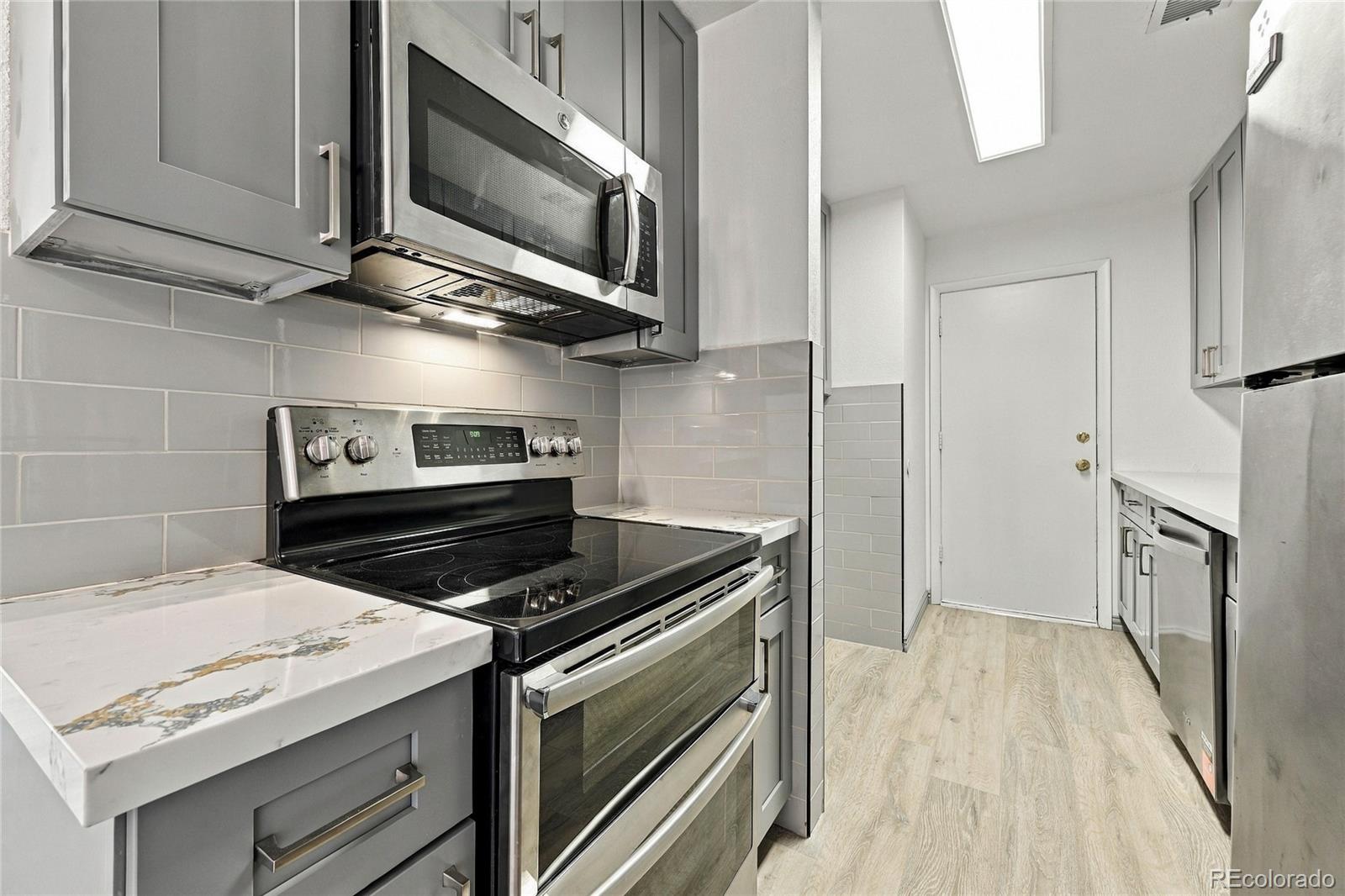 MLS Image #17 for 4545 s hannibal street,aurora, Colorado