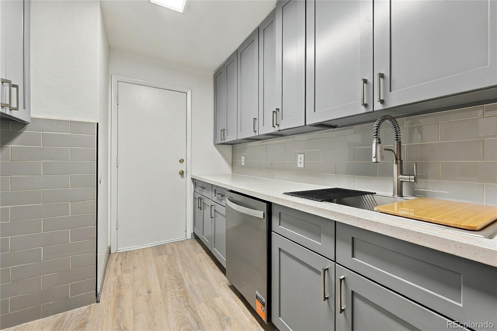 MLS Image #18 for 4545 s hannibal street,aurora, Colorado