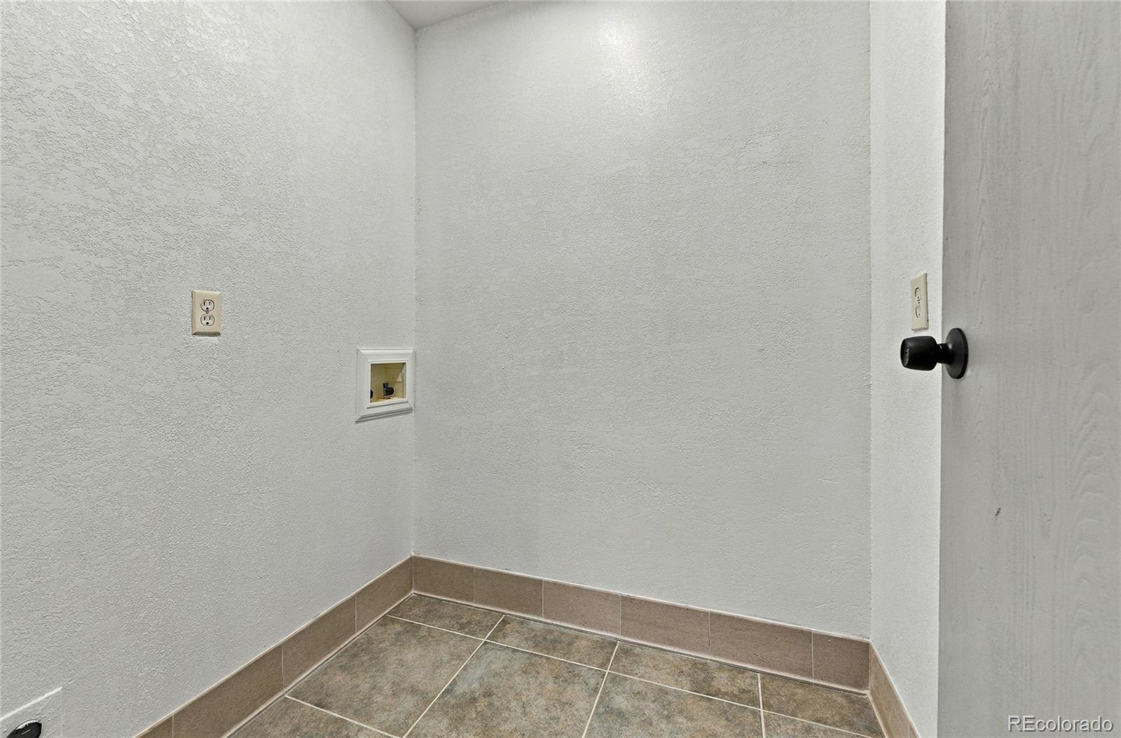 MLS Image #27 for 4545 s hannibal street,aurora, Colorado
