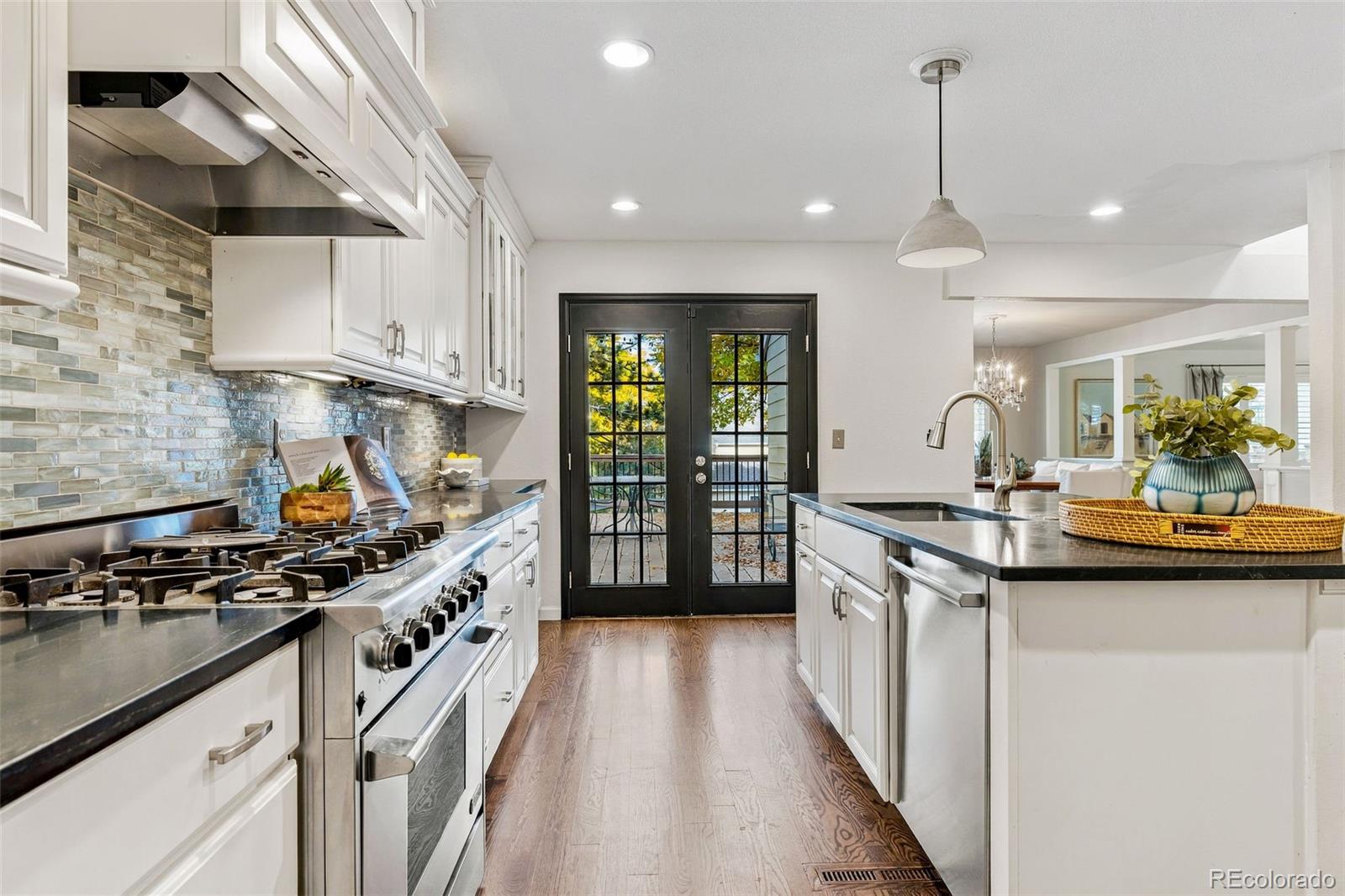 MLS Image #14 for 4505 s yosemite street,denver, Colorado