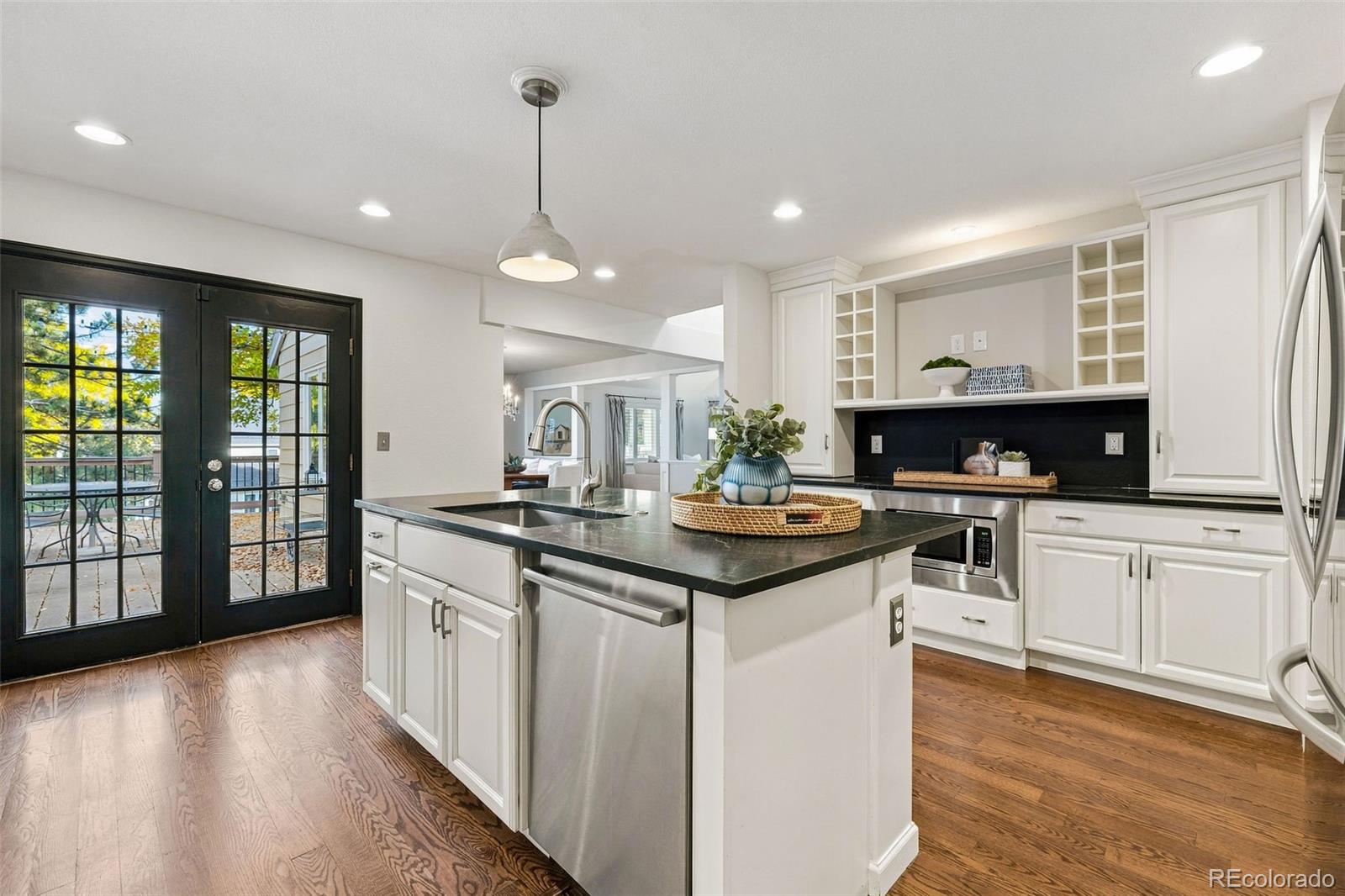 MLS Image #15 for 4505 s yosemite street,denver, Colorado
