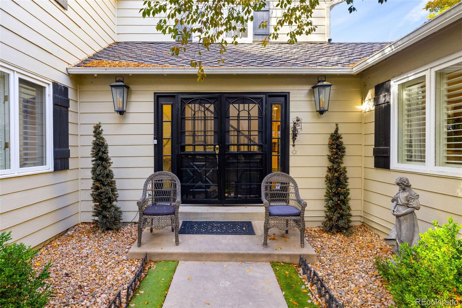 MLS Image #2 for 4505 s yosemite street,denver, Colorado