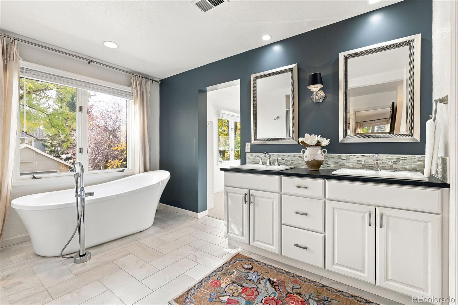 MLS Image #20 for 4505 s yosemite street,denver, Colorado