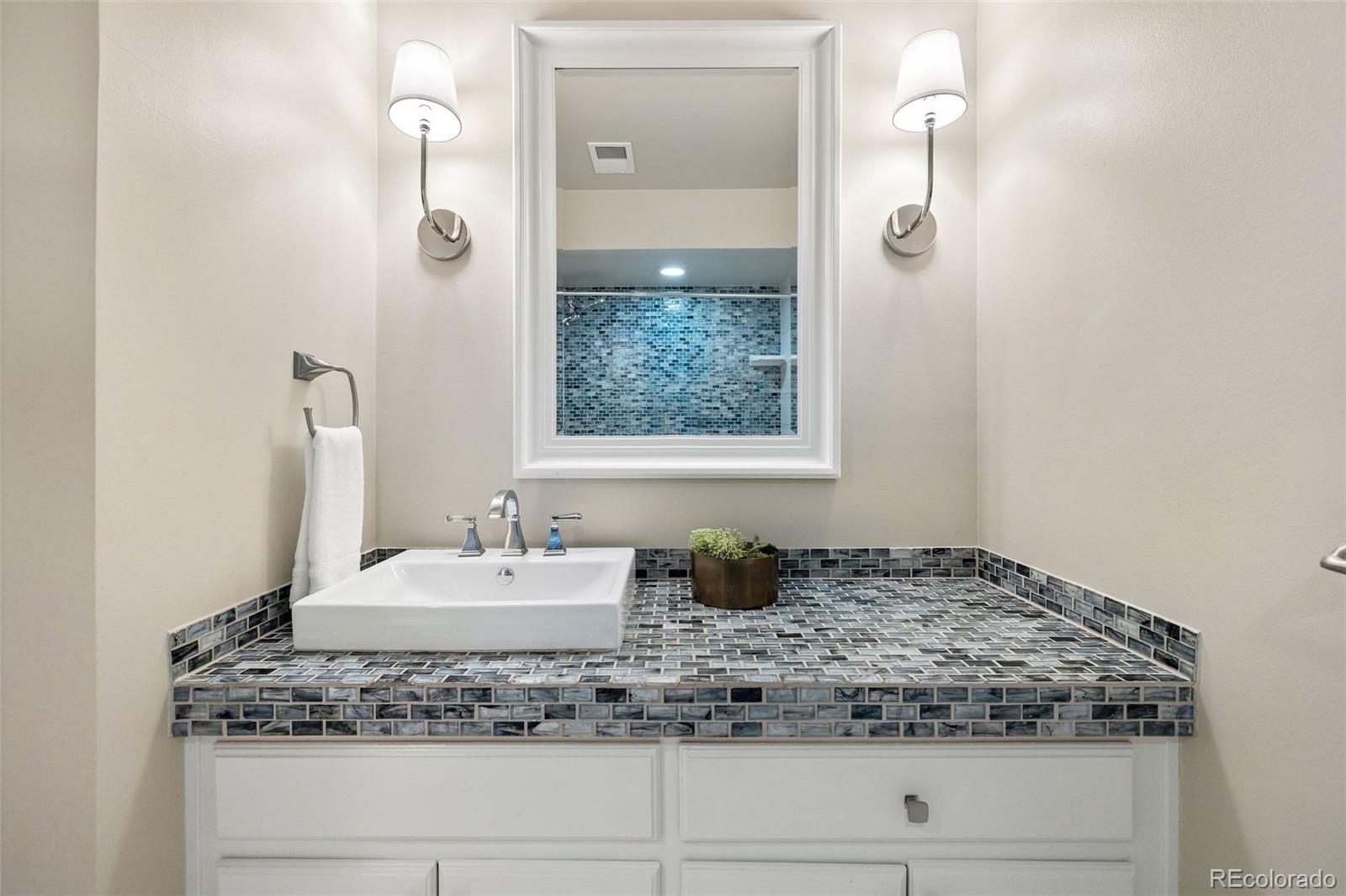 MLS Image #24 for 4505 s yosemite street,denver, Colorado