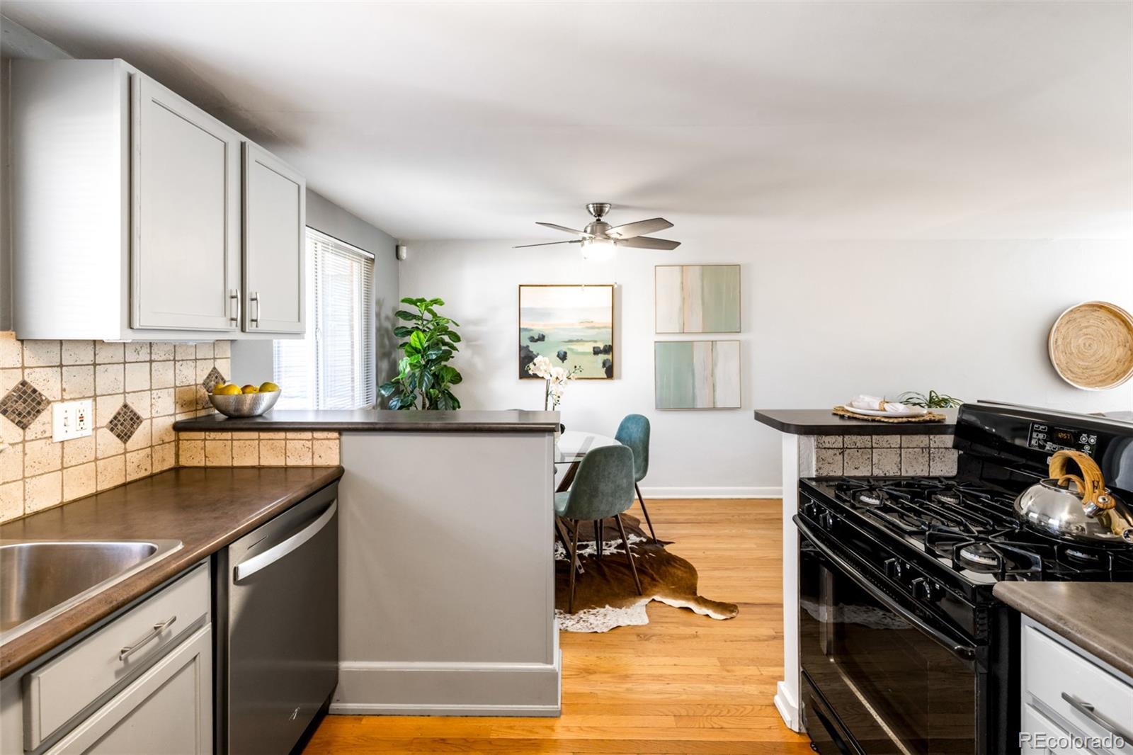 MLS Image #4 for 2483 s humboldt street,denver, Colorado
