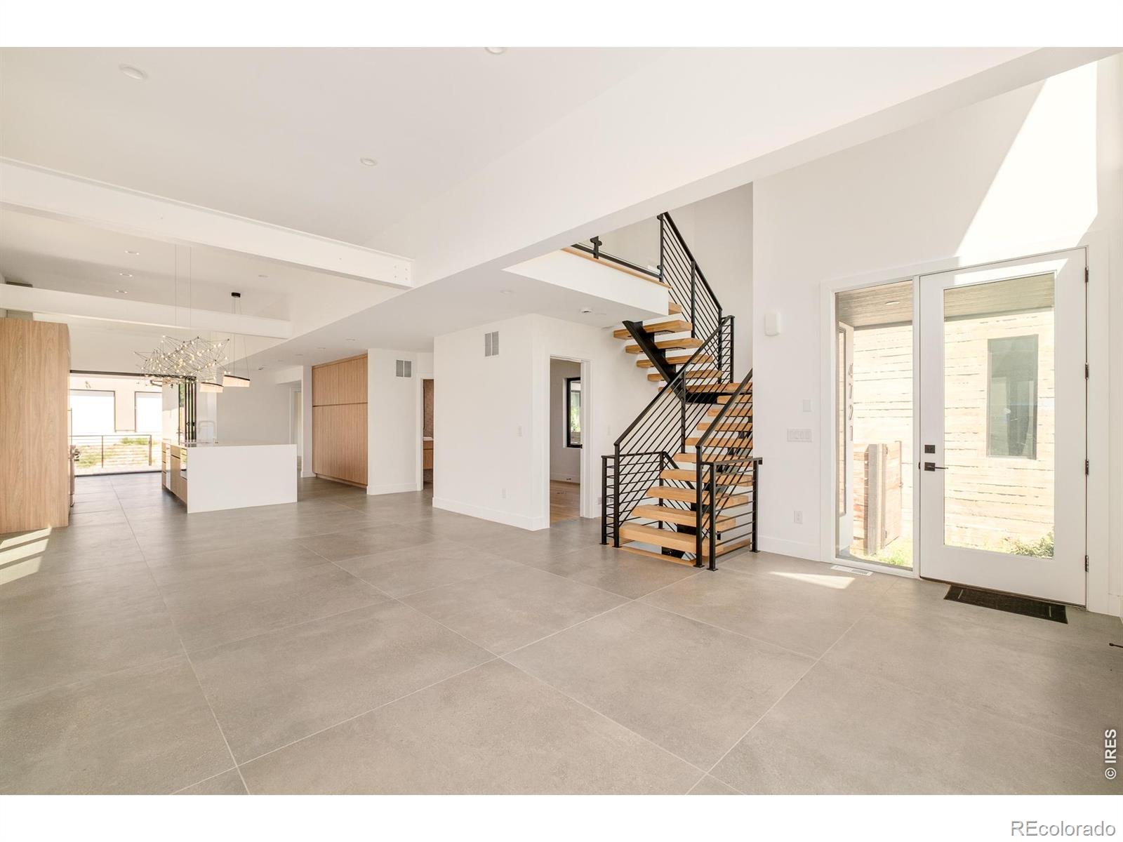 MLS Image #12 for 4721  elm court,denver, Colorado