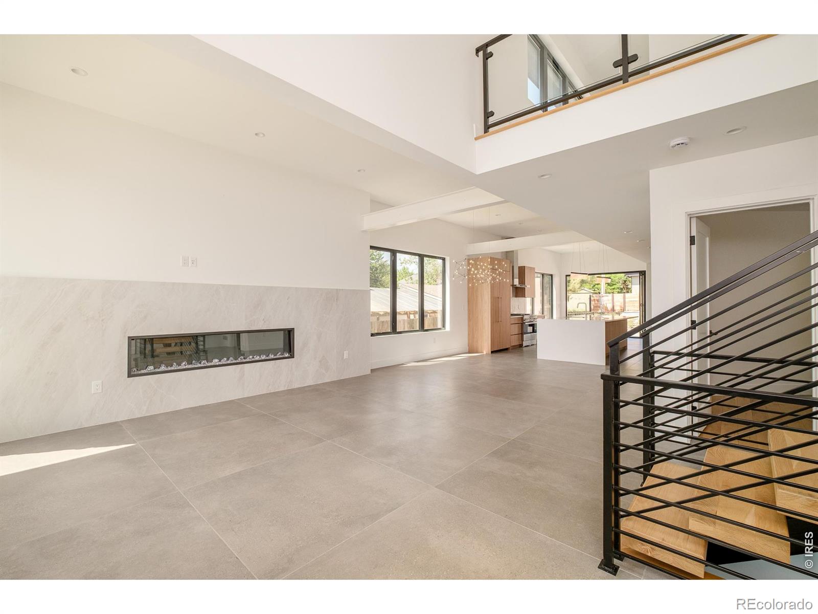 MLS Image #15 for 4721  elm court,denver, Colorado