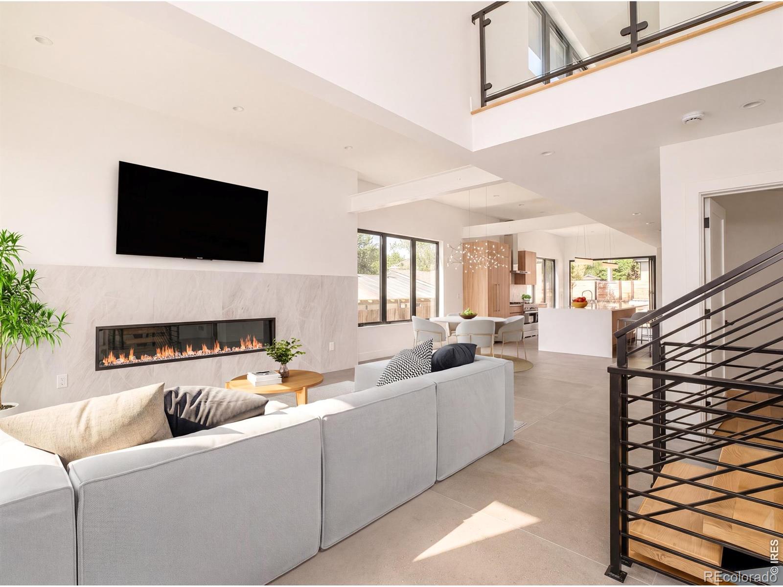 MLS Image #2 for 4721  elm court,denver, Colorado