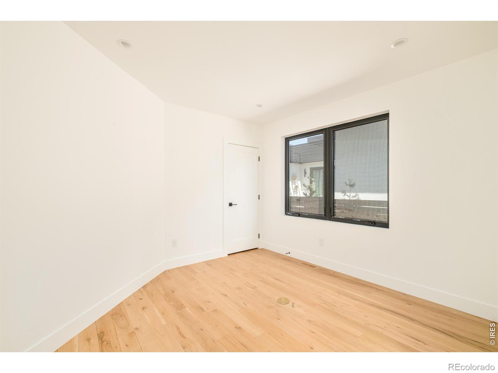 MLS Image #21 for 4721  elm court,denver, Colorado