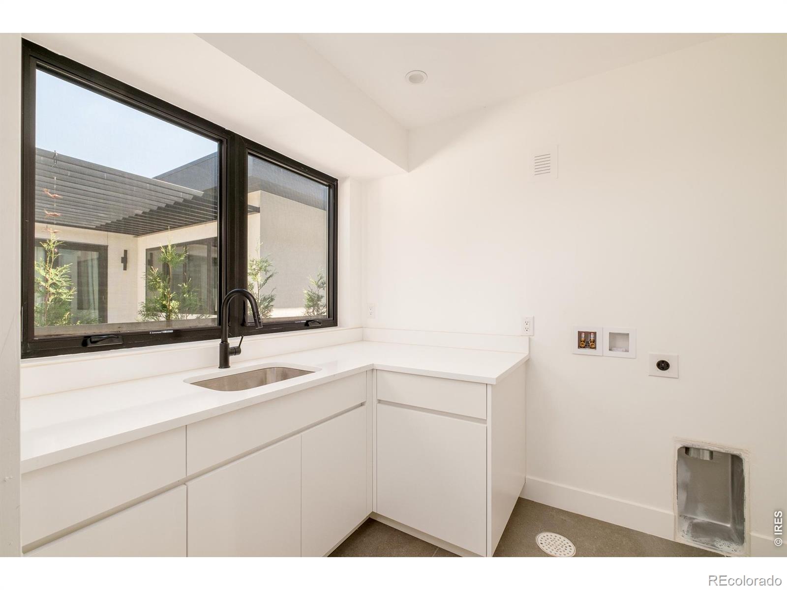 MLS Image #22 for 4721  elm court,denver, Colorado