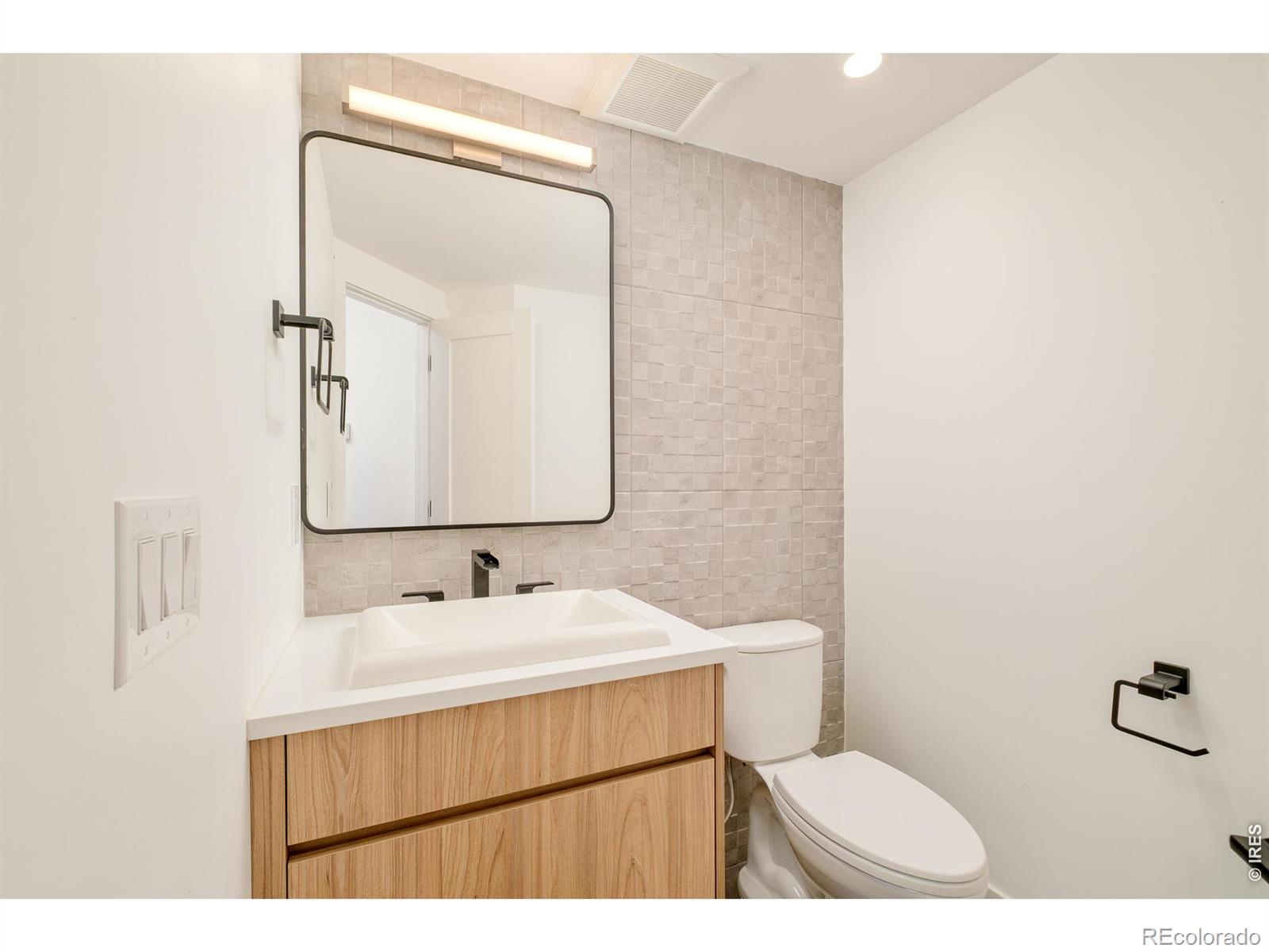 MLS Image #23 for 4721  elm court,denver, Colorado