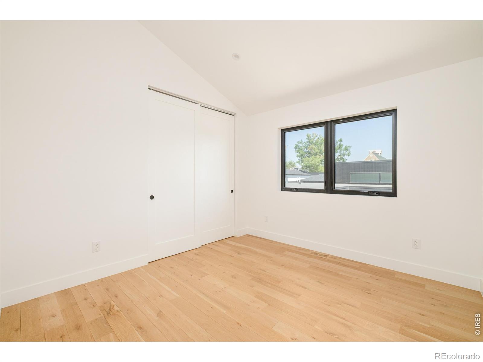 MLS Image #26 for 4721  elm court,denver, Colorado