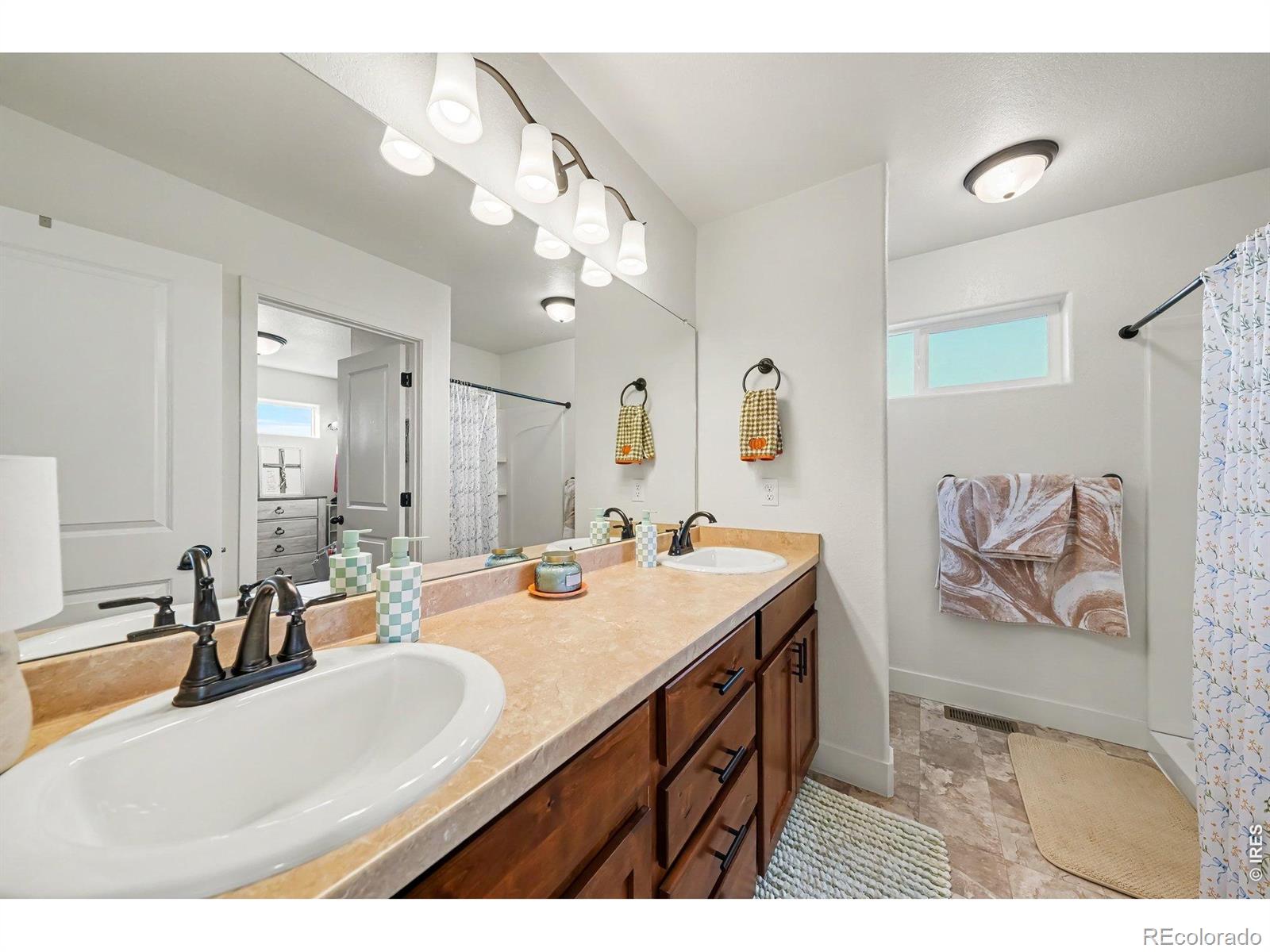 MLS Image #15 for 908  milner pass road,severance, Colorado