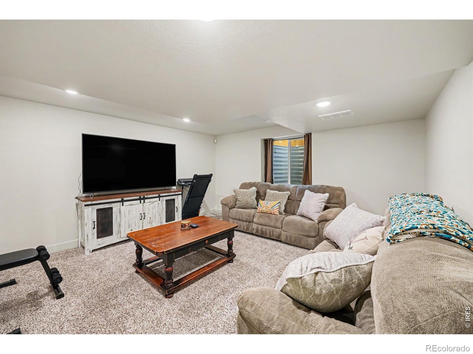 MLS Image #21 for 908  milner pass road,severance, Colorado