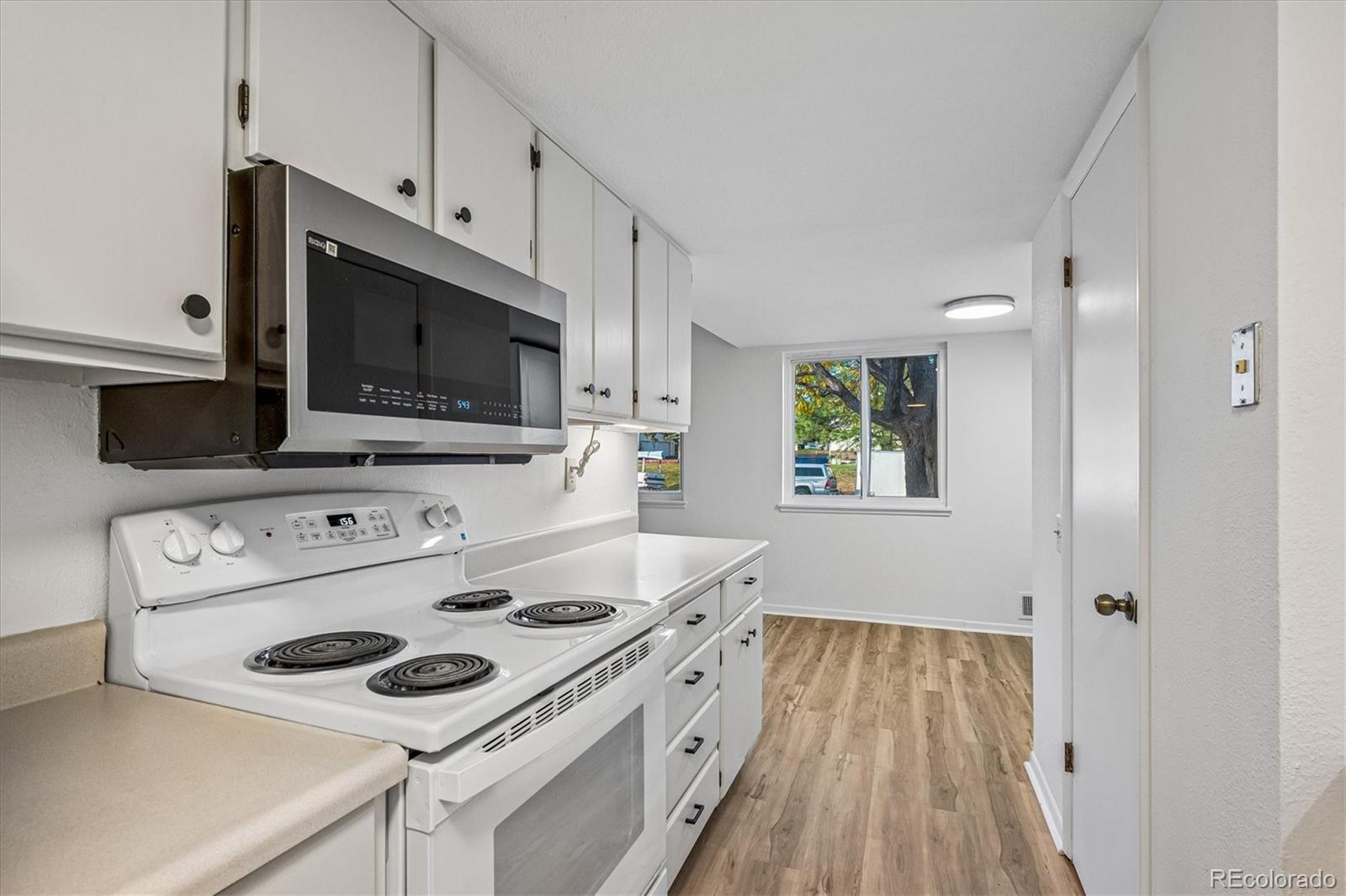 MLS Image #10 for 3354 s flower street,lakewood, Colorado