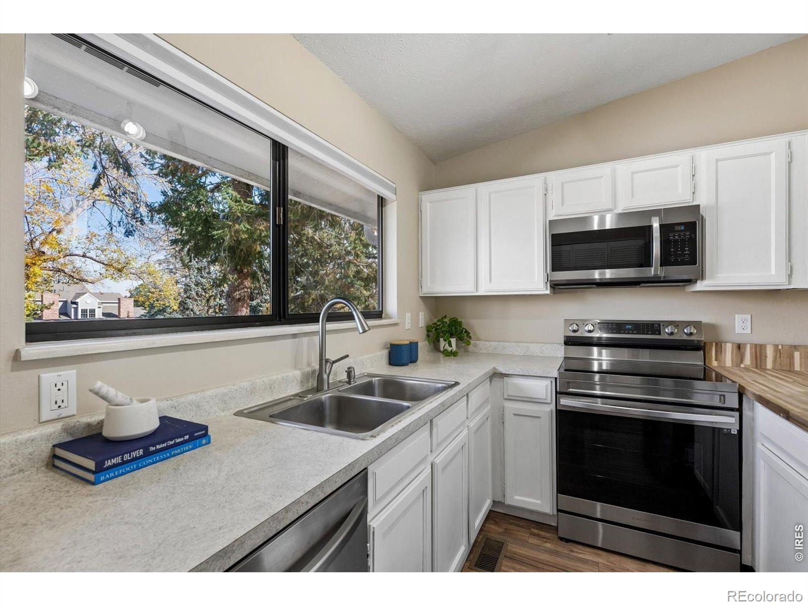 MLS Image #12 for 8374 w 90th avenue,westminster, Colorado