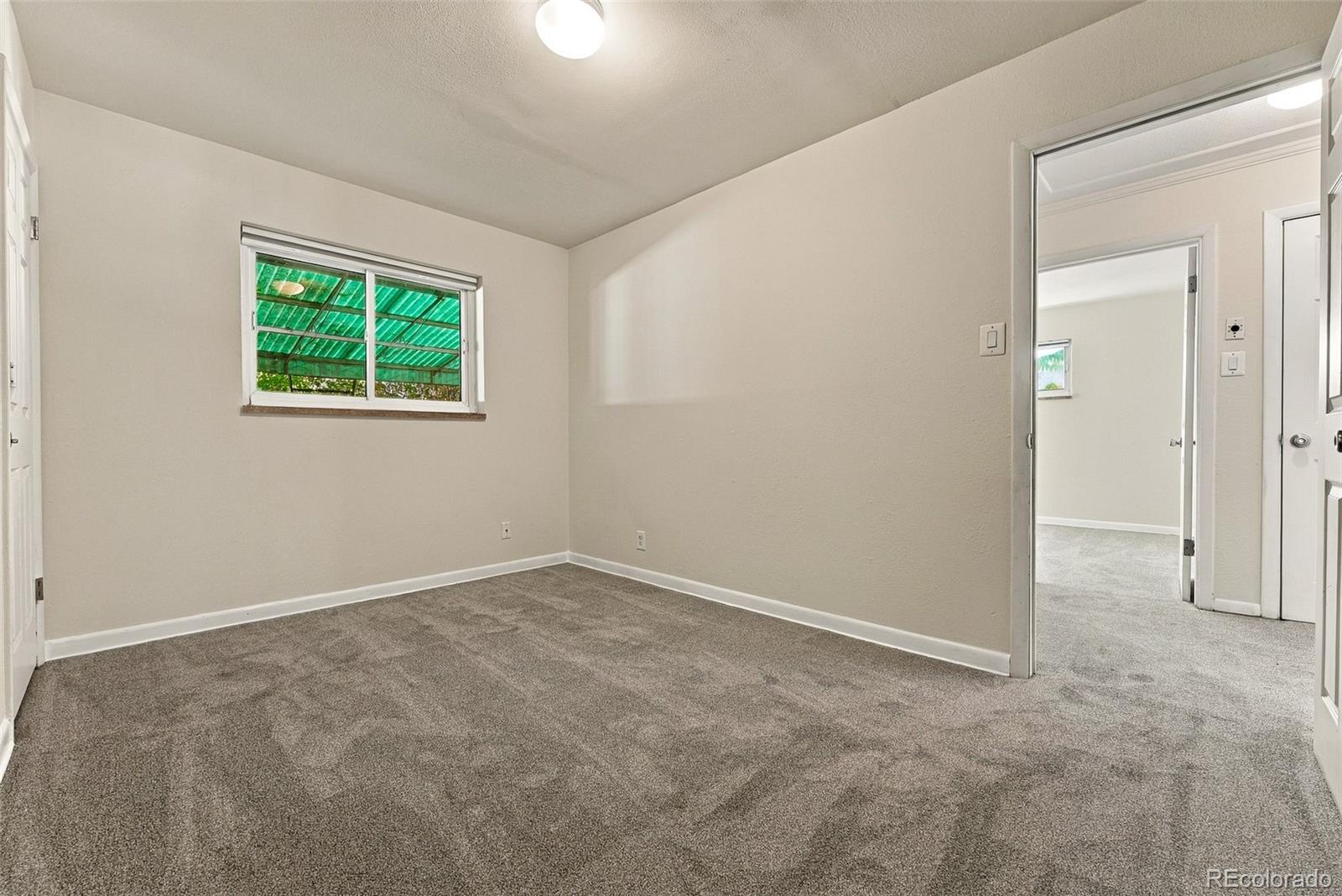 MLS Image #9 for 10495 e 22nd avenue,aurora, Colorado