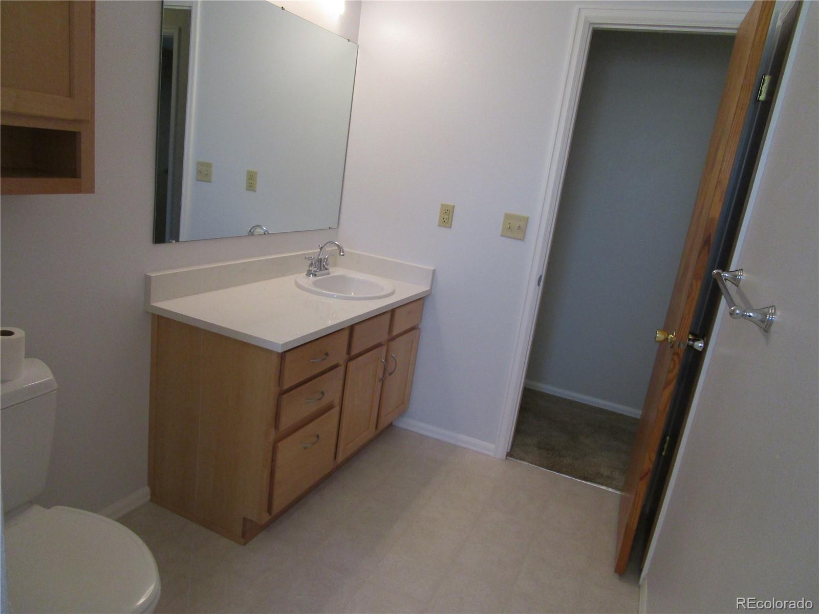 MLS Image #10 for 533 s macon court,aurora, Colorado