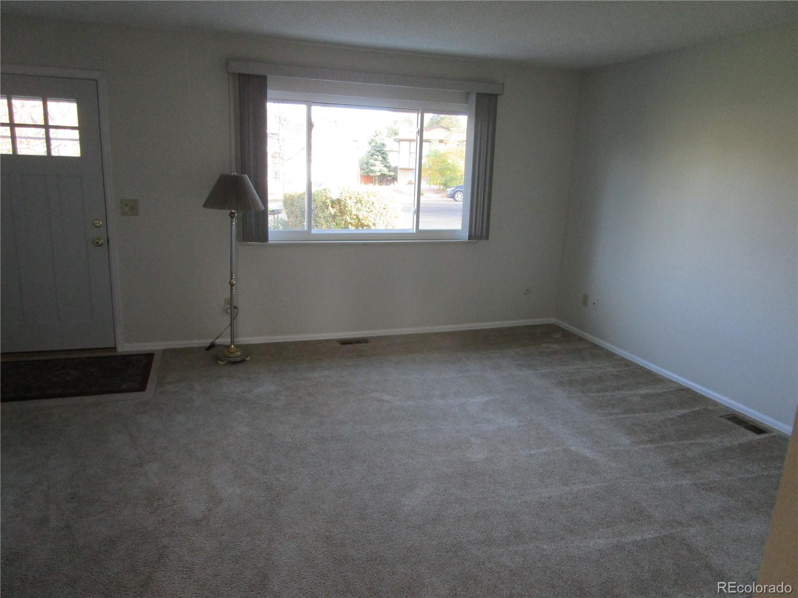 MLS Image #2 for 533 s macon court,aurora, Colorado