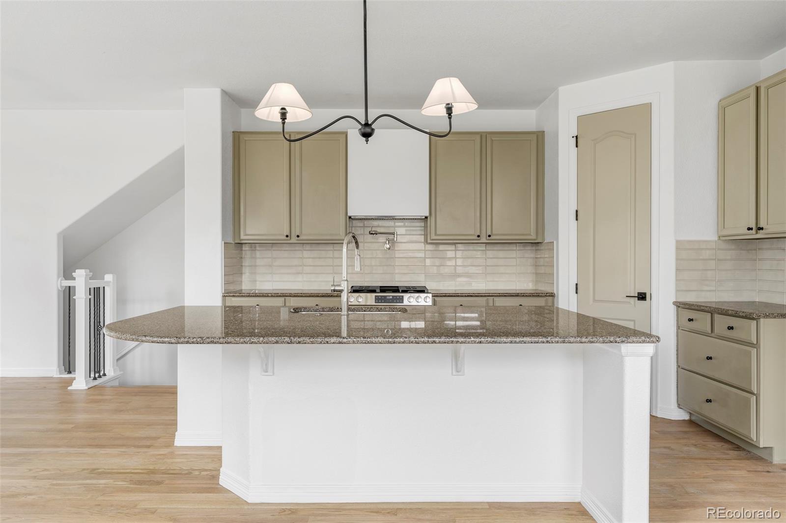 MLS Image #14 for 9974  quintero street,commerce city, Colorado