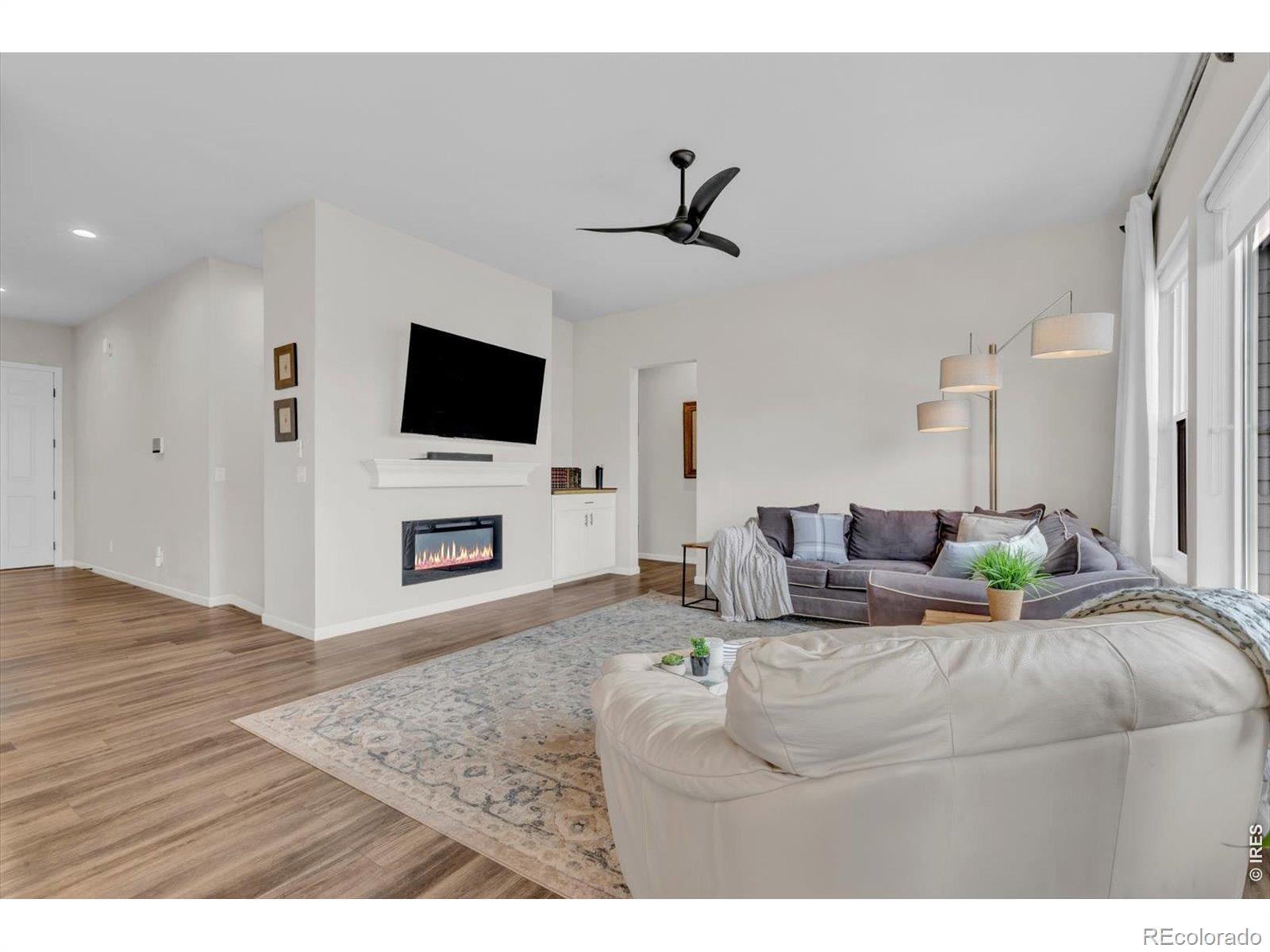 MLS Image #4 for 514  ranchhand drive,berthoud, Colorado