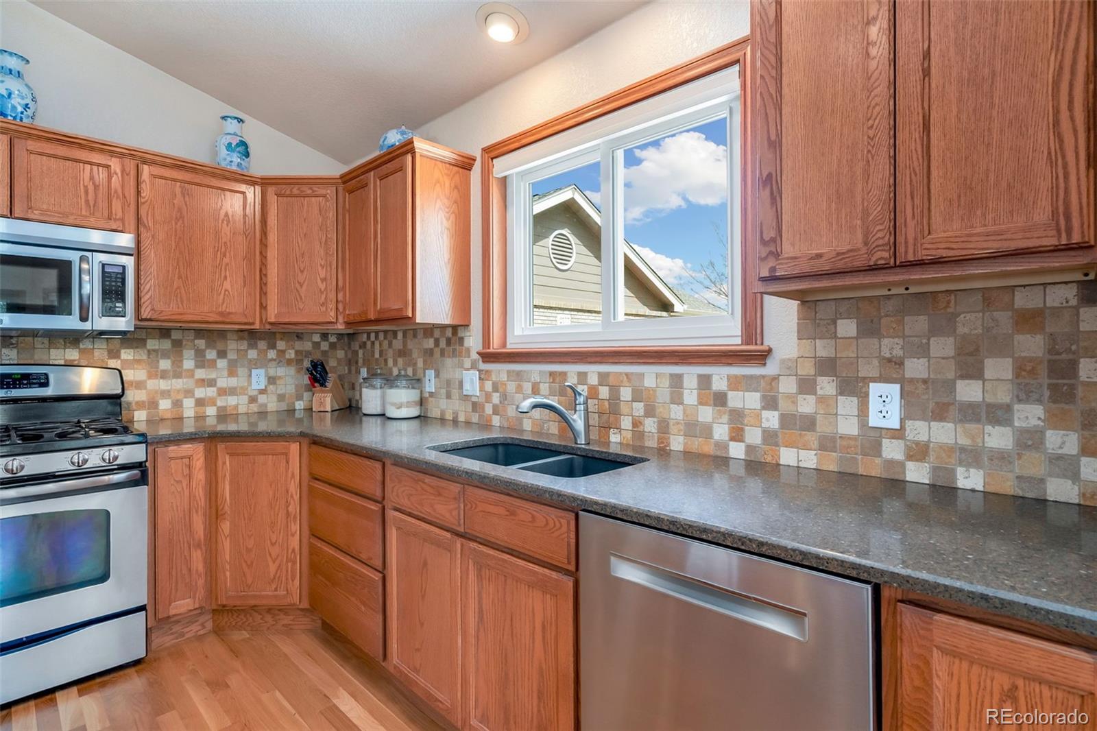 MLS Image #13 for 2177  burbank street,berthoud, Colorado