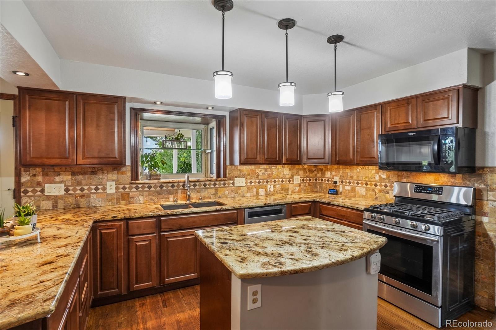MLS Image #8 for 4901  beverly drive,berthoud, Colorado