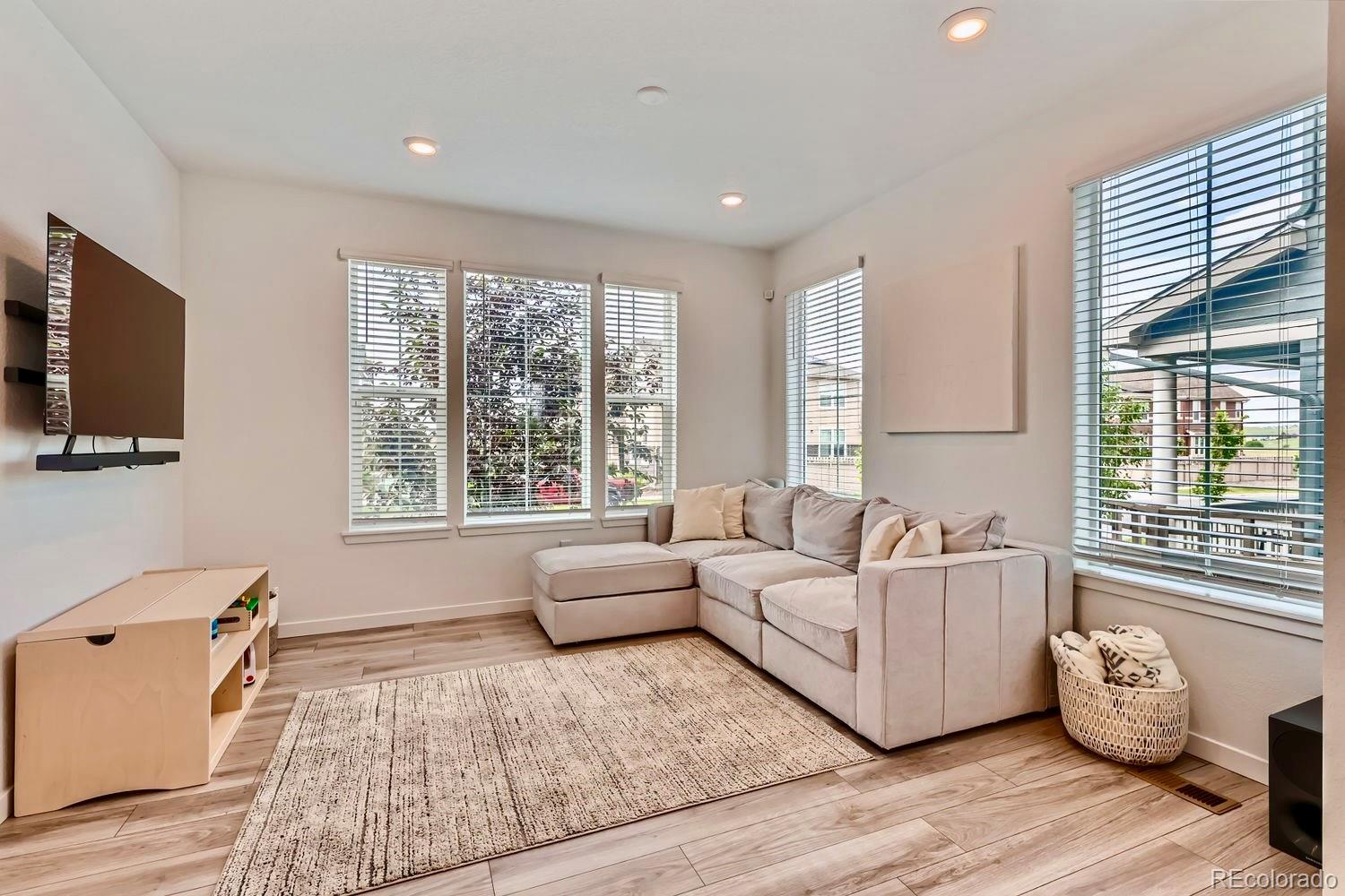 MLS Image #4 for 583  greenville alley,erie, Colorado
