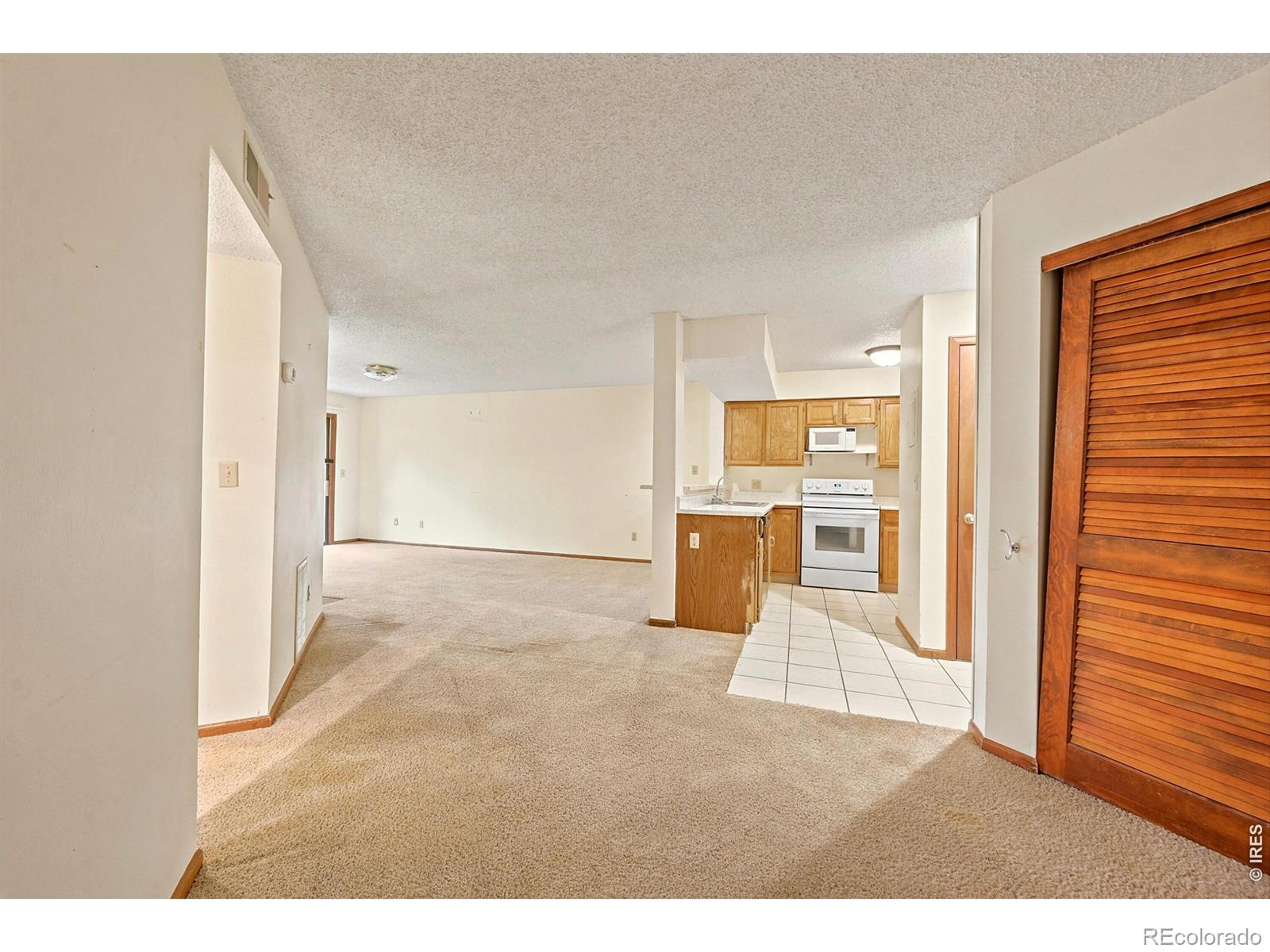 MLS Image #17 for 13950 e oxford place,aurora, Colorado