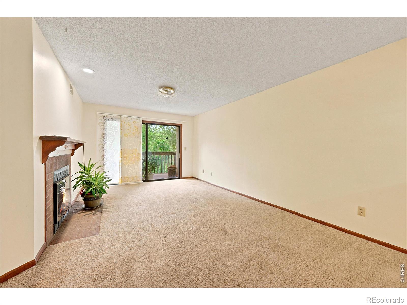 MLS Image #7 for 13950 e oxford place,aurora, Colorado
