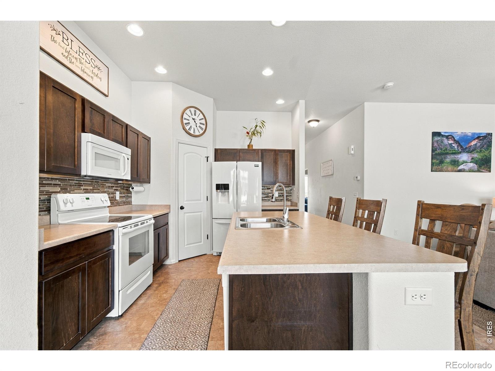 MLS Image #10 for 1544  brant street,berthoud, Colorado