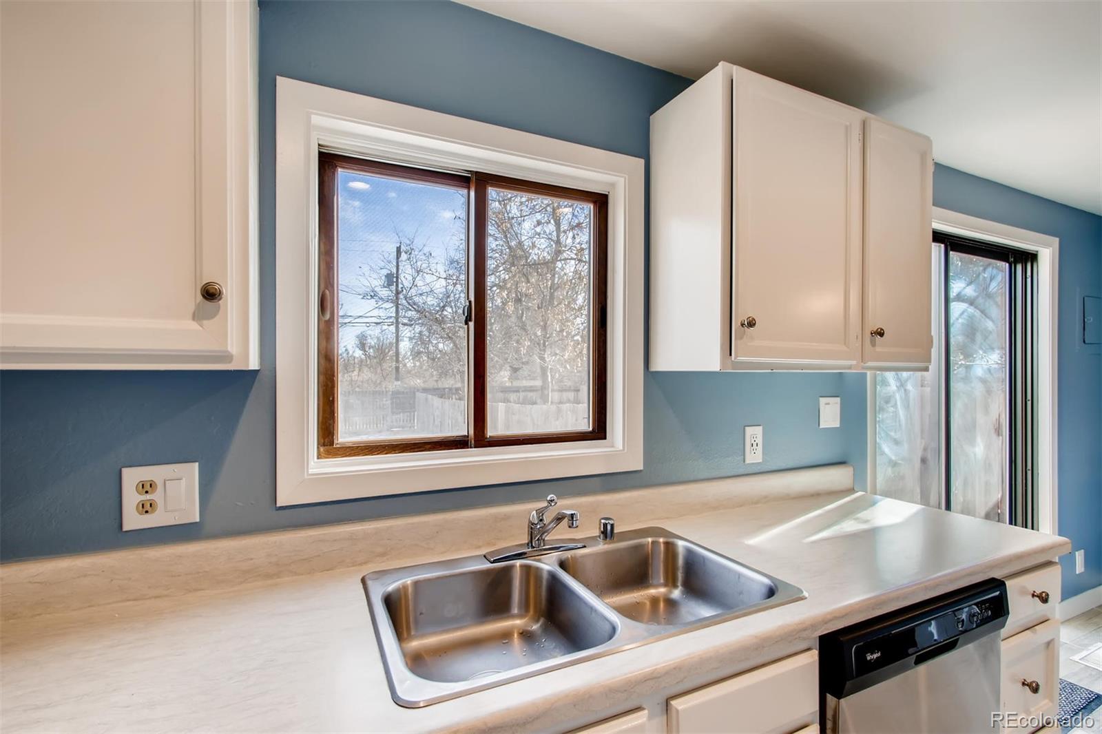 MLS Image #6 for 1044  carr street,lakewood, Colorado