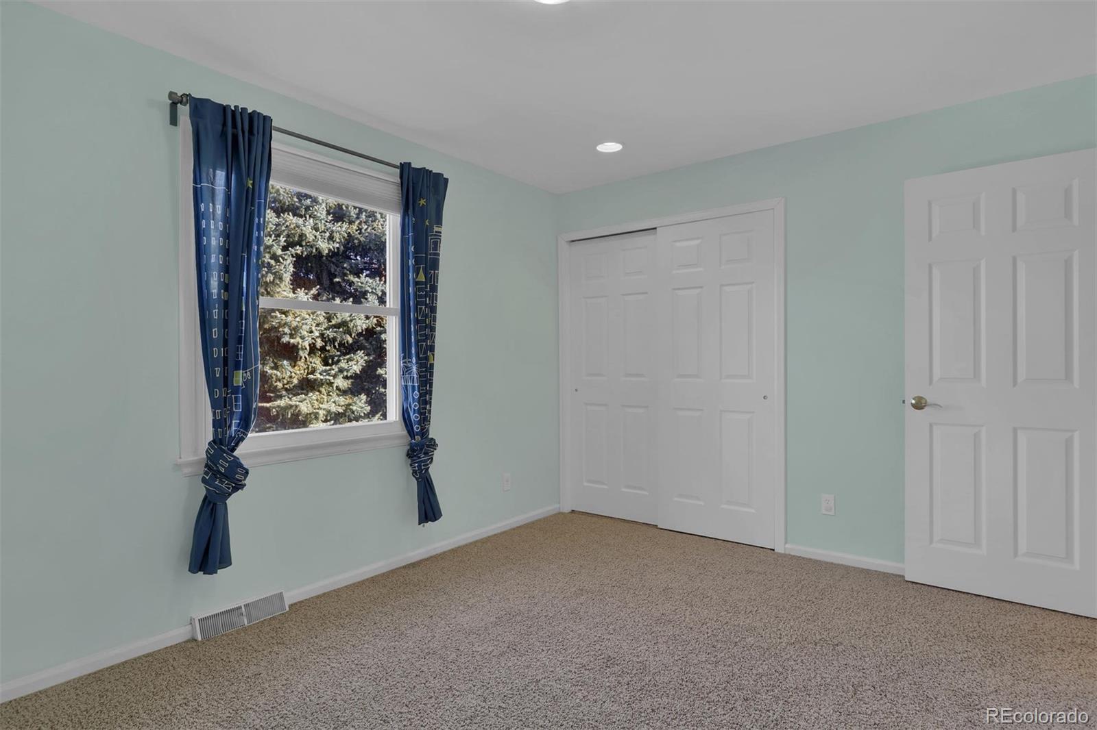 MLS Image #26 for 10169 e lake place,englewood, Colorado